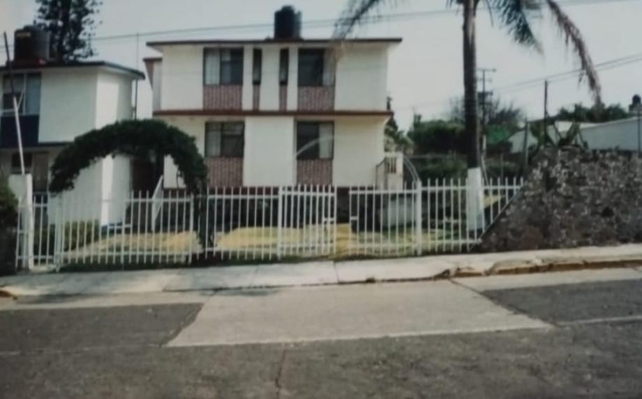 Cuernavaca, Morelos, 62230, Mexico, 3 Bedrooms Bedrooms, ,2 BathroomsBathrooms,Residential,For Sale,1938904
