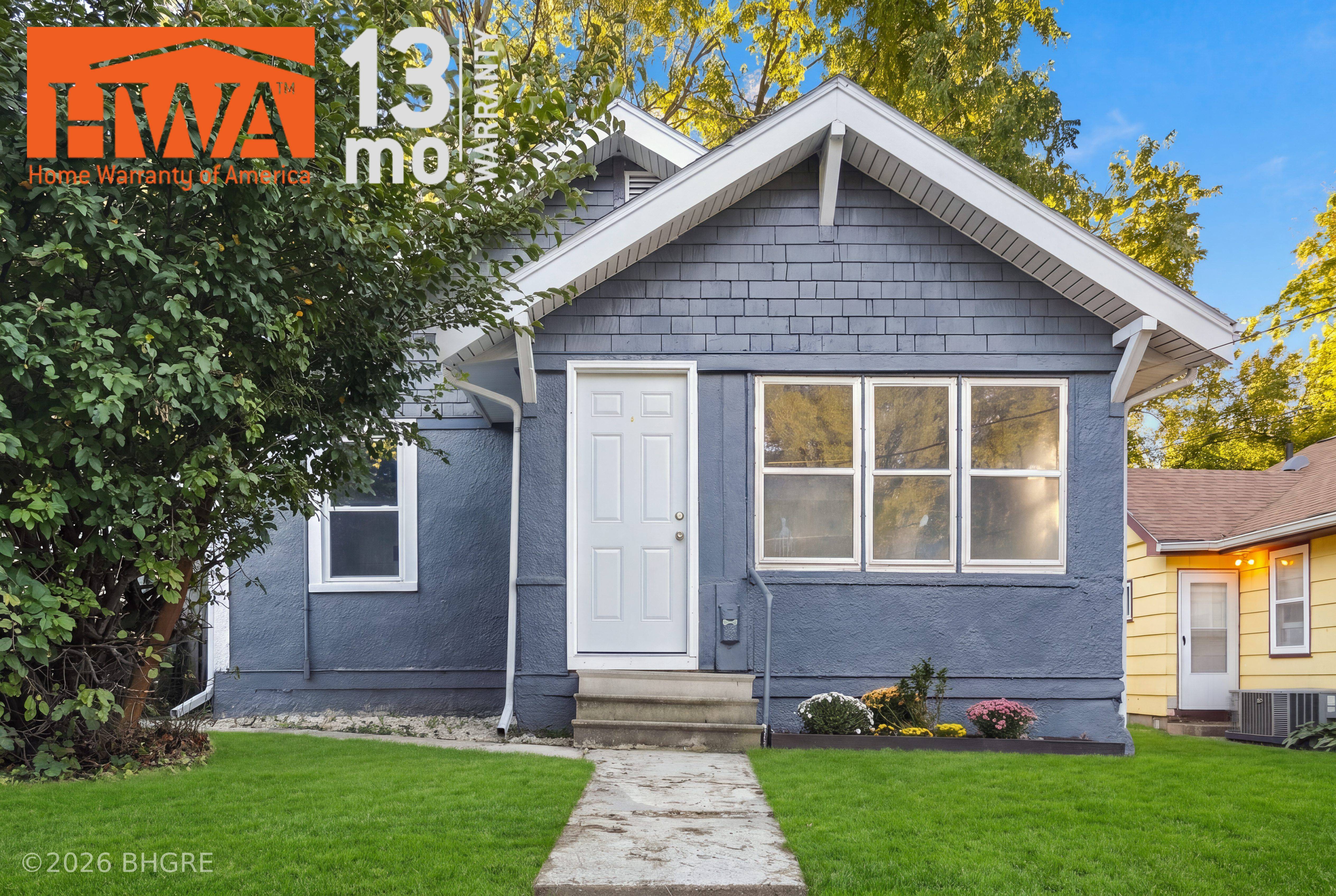 11th St, Des Moines, IA 50316