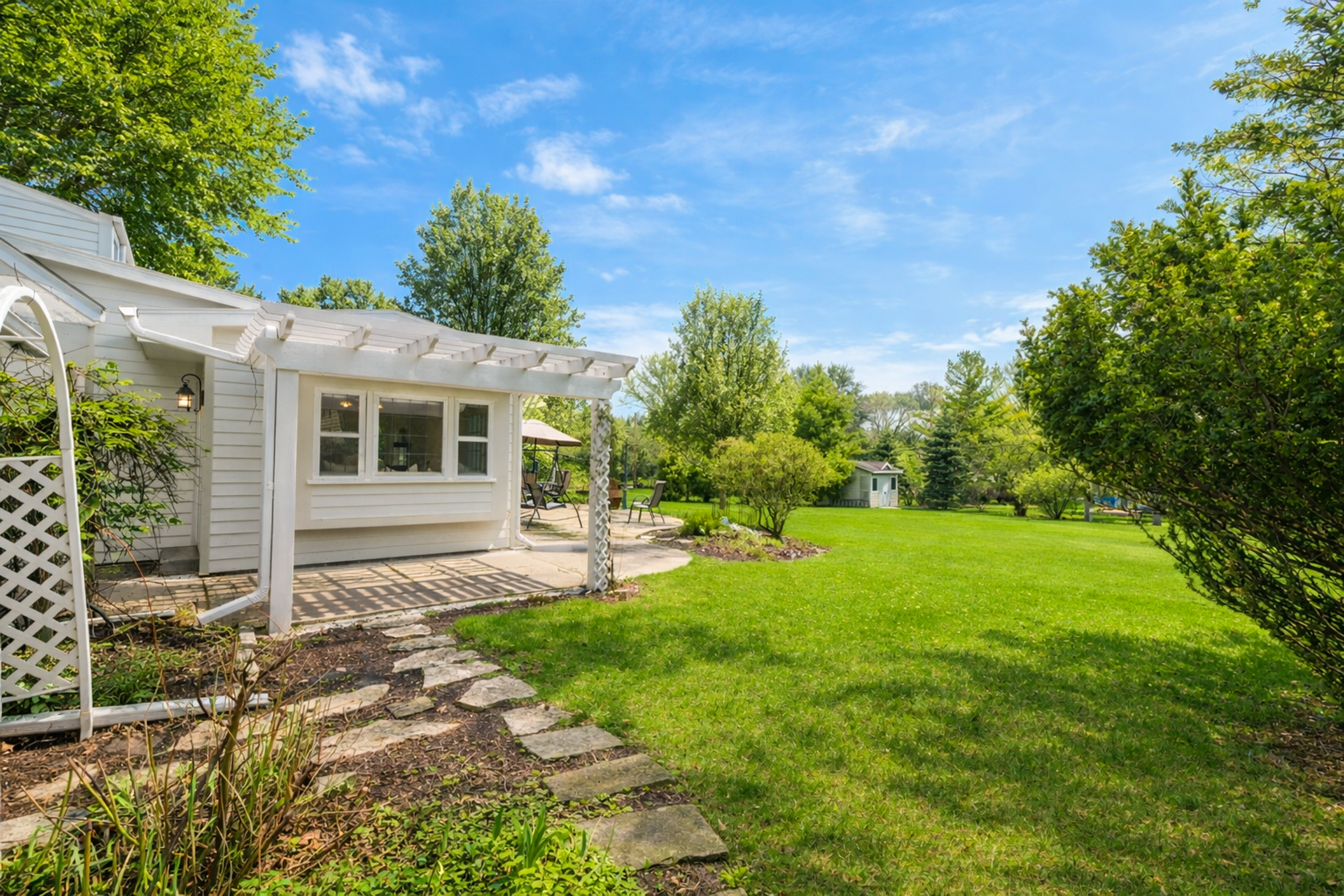  Timeless Residence in Elm Grove - 物件實景