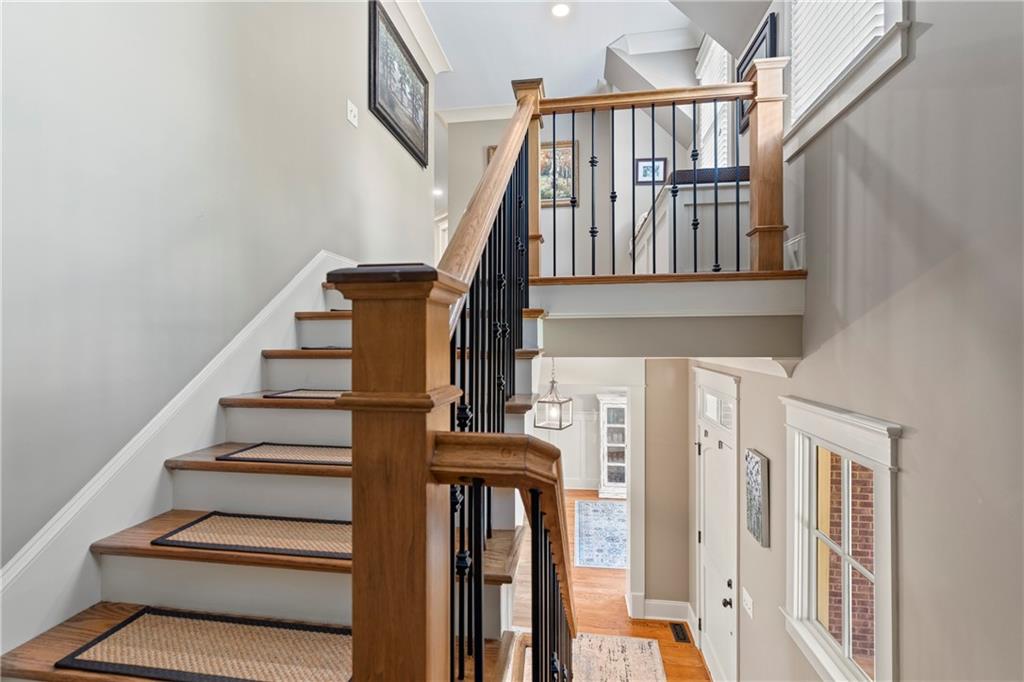 Marietta, Georgia, 30060, United States, 5 Bedrooms Bedrooms, ,4 BathroomsBathrooms,Residential,For Sale,1973923