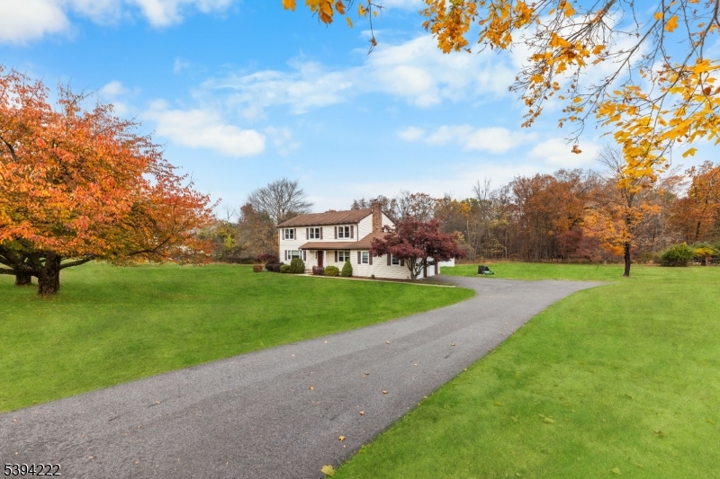 Readington Twp., New Jersey, 08889, United States, 4 Bedrooms Bedrooms, ,3 BathroomsBathrooms,Residential,For Sale,1989710