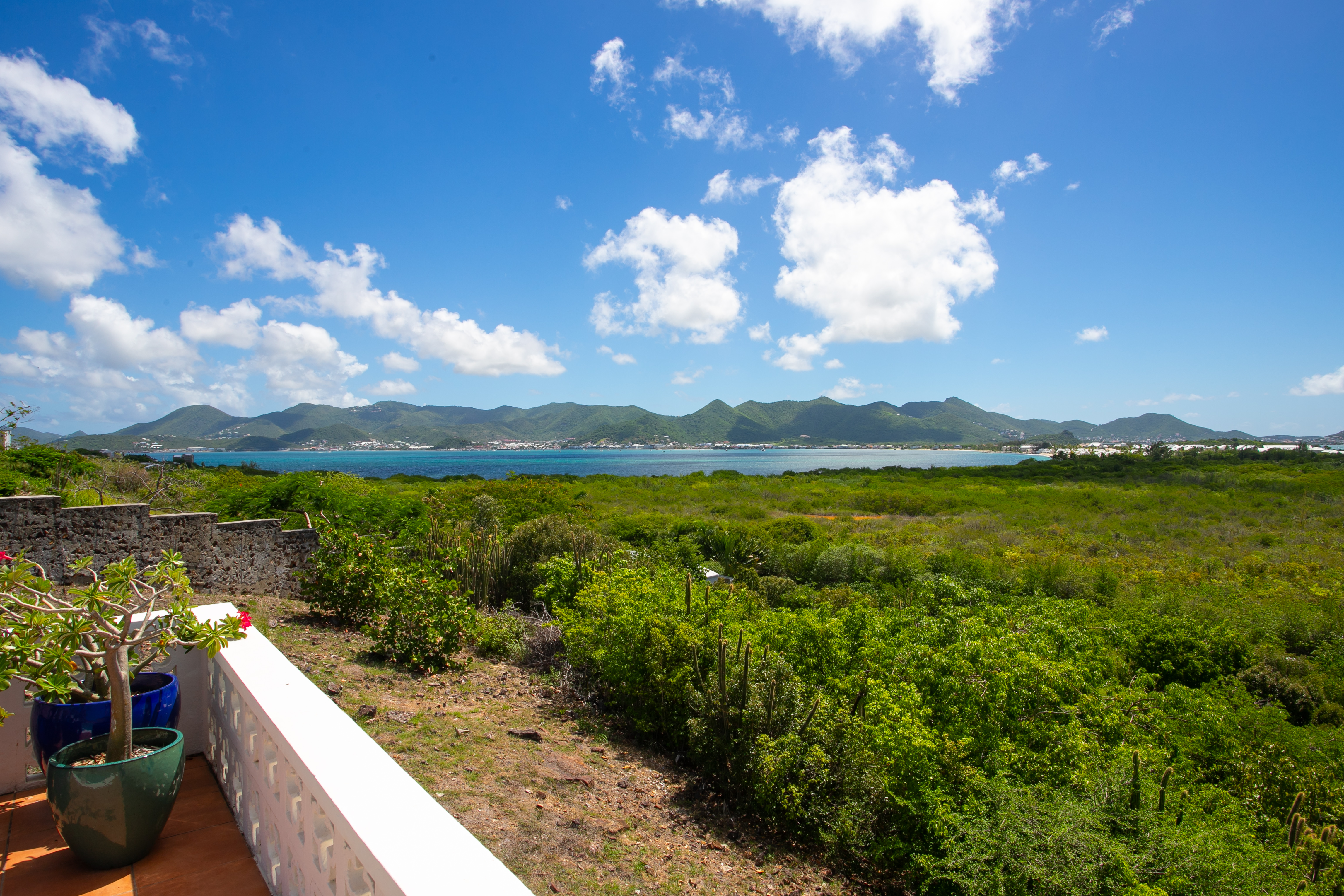  3 Bedroom Ocean View Villa Near Baie Rouge Beach - 物件實景
