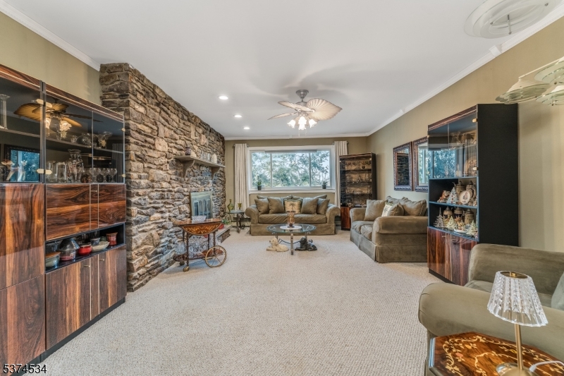 Readington Twp., New Jersey, 08853, United States, 3 Bedrooms Bedrooms, ,3 BathroomsBathrooms,Residential,For Sale,1903743