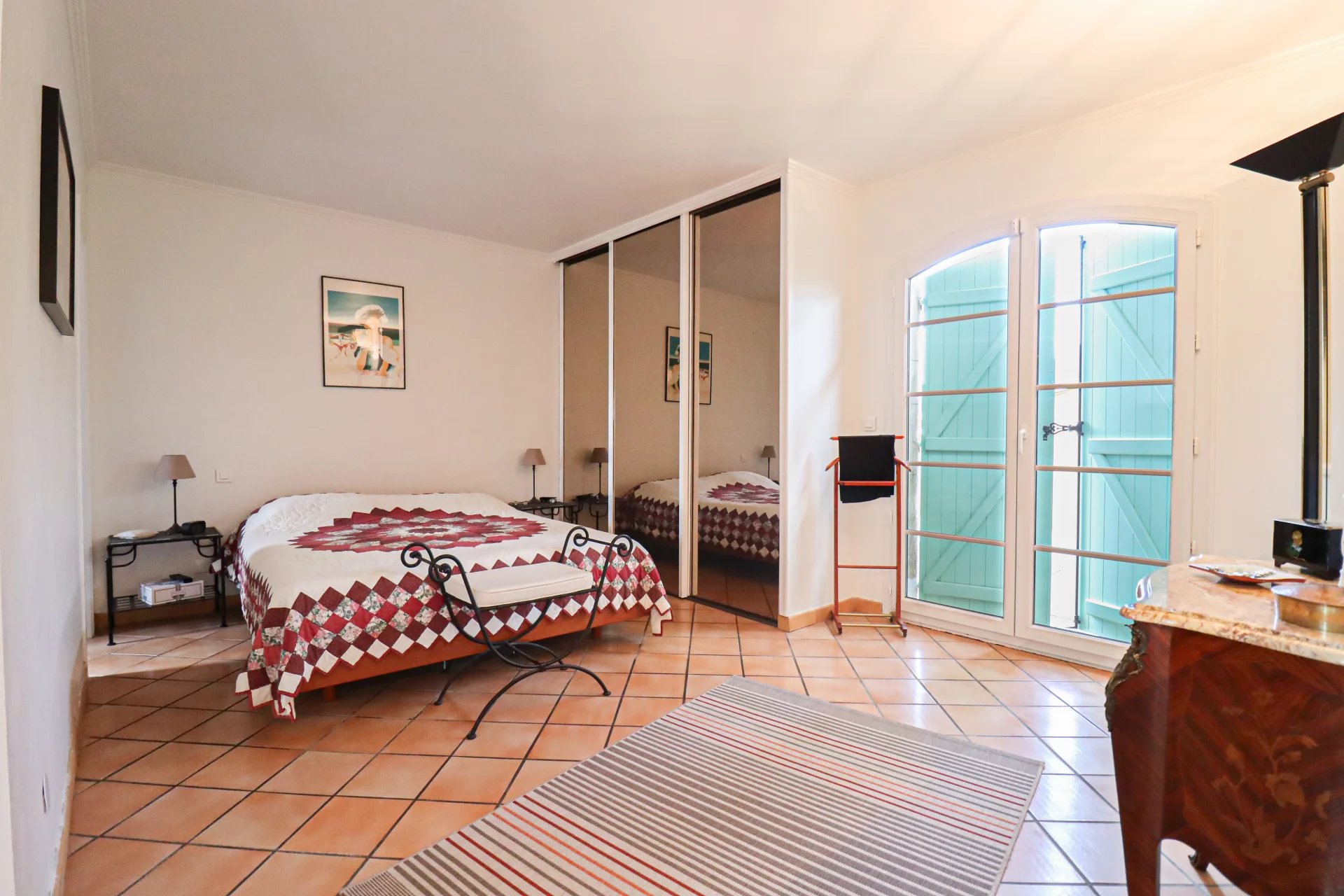 Saint-Raphaël, Provence-Alpes-Côte d’Azur, 83700, FR, 4 Bedrooms Bedrooms, ,Residential,For Sale,1994495