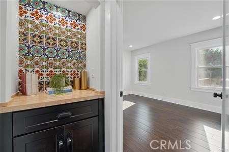 Los Angeles, California, 90018, United States, 5 Bedrooms Bedrooms, ,5 BathroomsBathrooms,Residential,For Sale,1842943