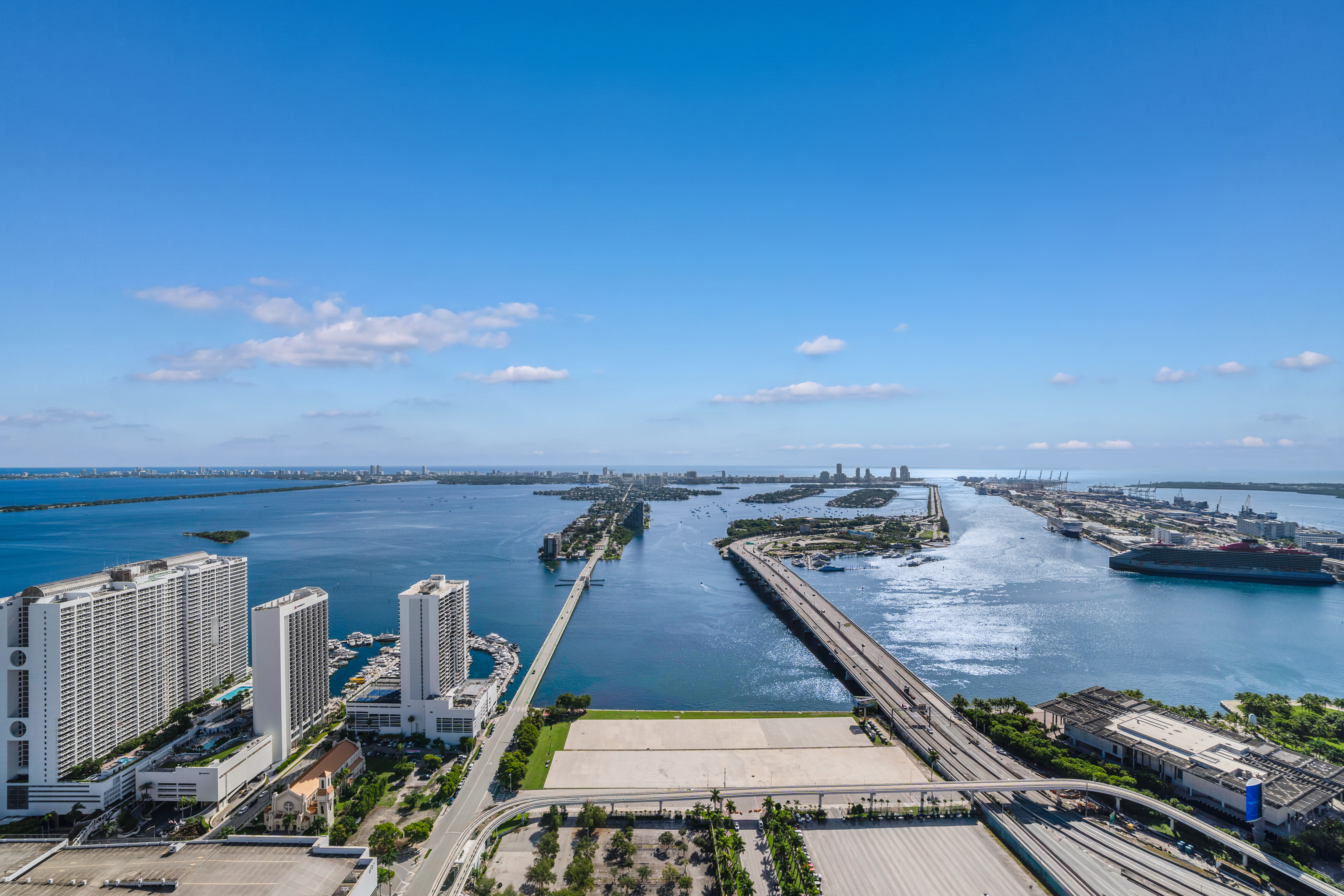  1400 Biscayne Boulevard, Miami, FL, 33132 - 物件實景