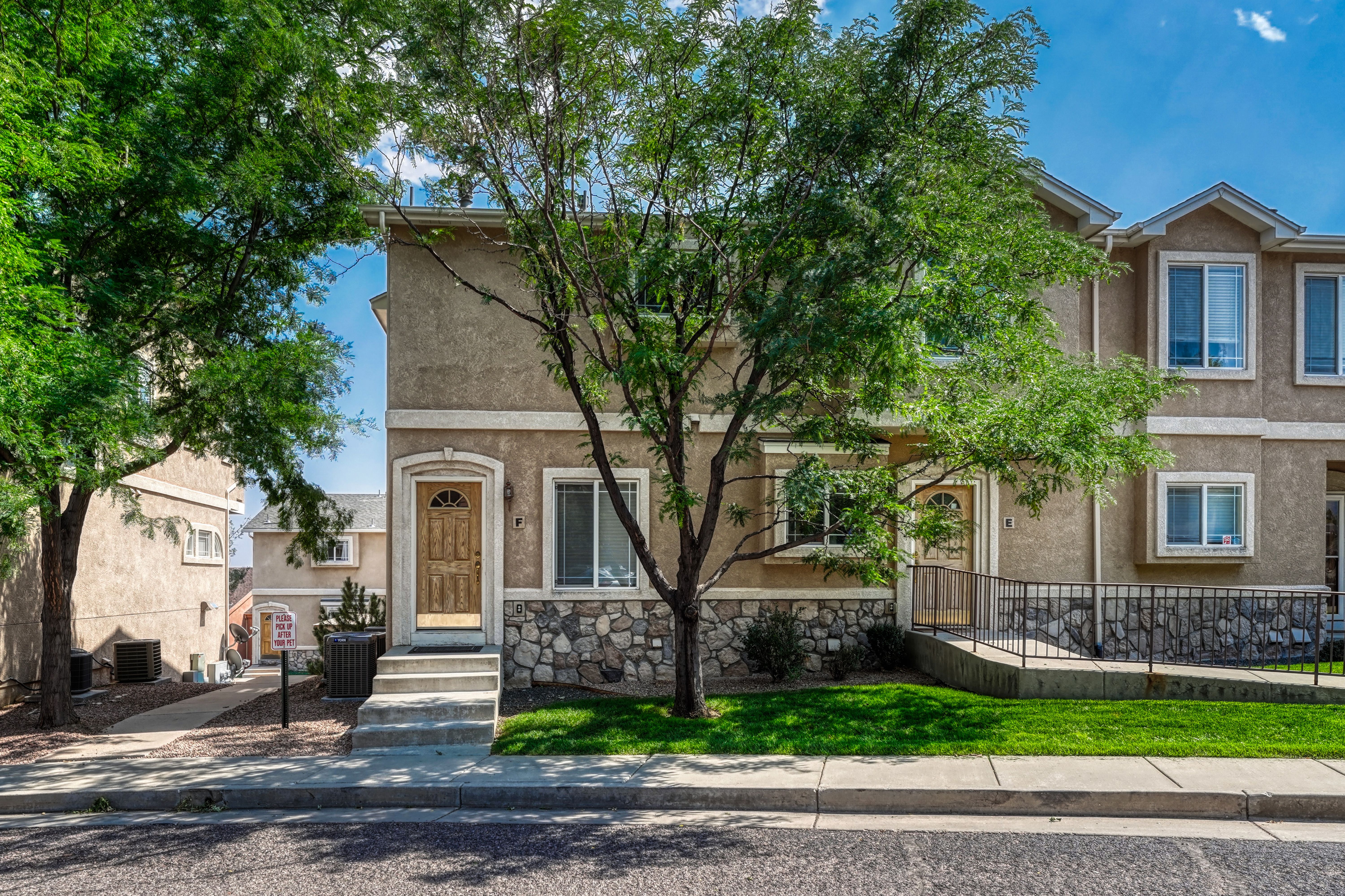  Elevated Colorado Living Meets Effortless Old Colorado City Charm - 物件實景