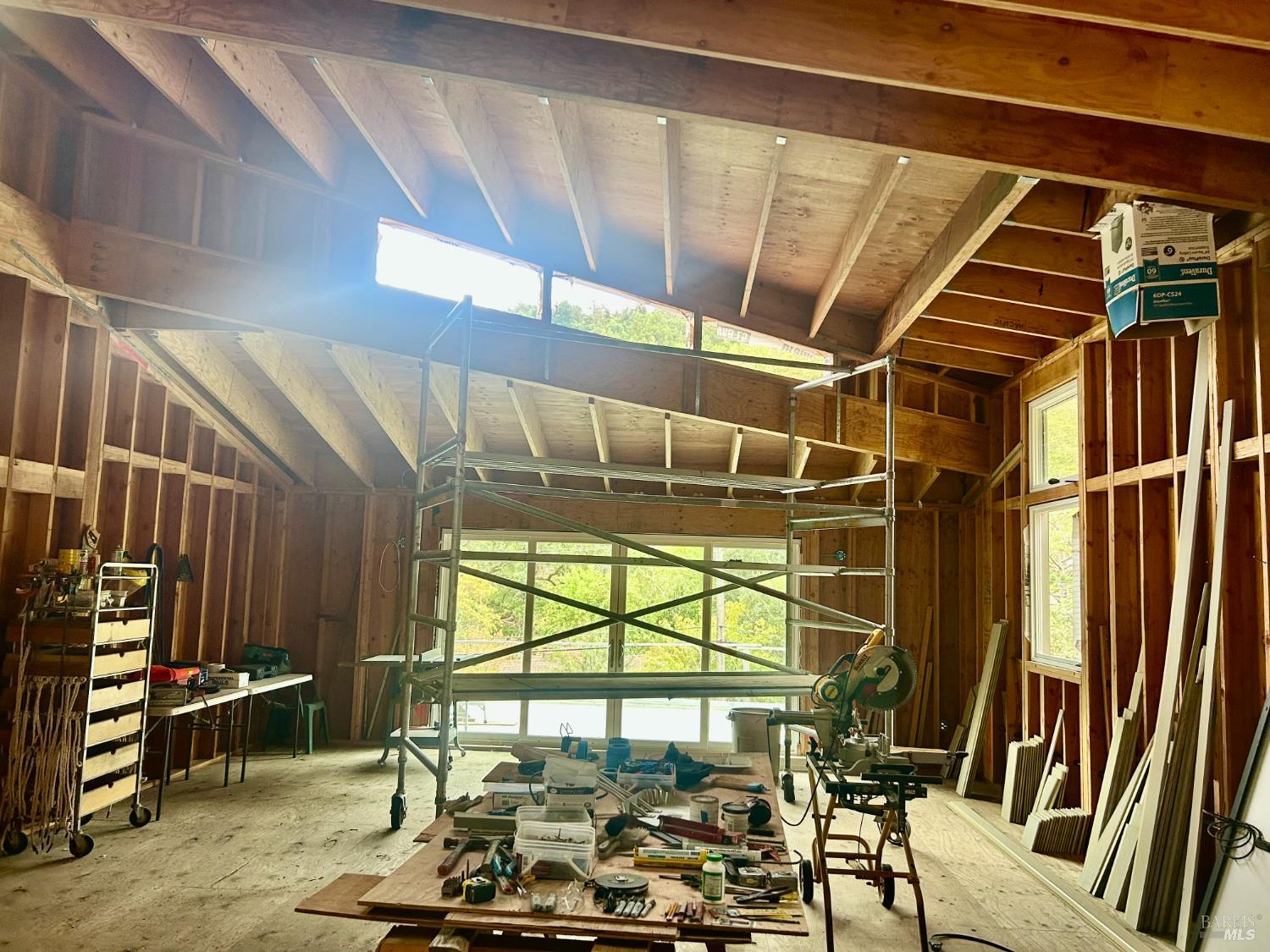 Fairfax, California, 94930, United States, 3 Bedrooms Bedrooms, ,4 BathroomsBathrooms,Residential,For Sale,1987516