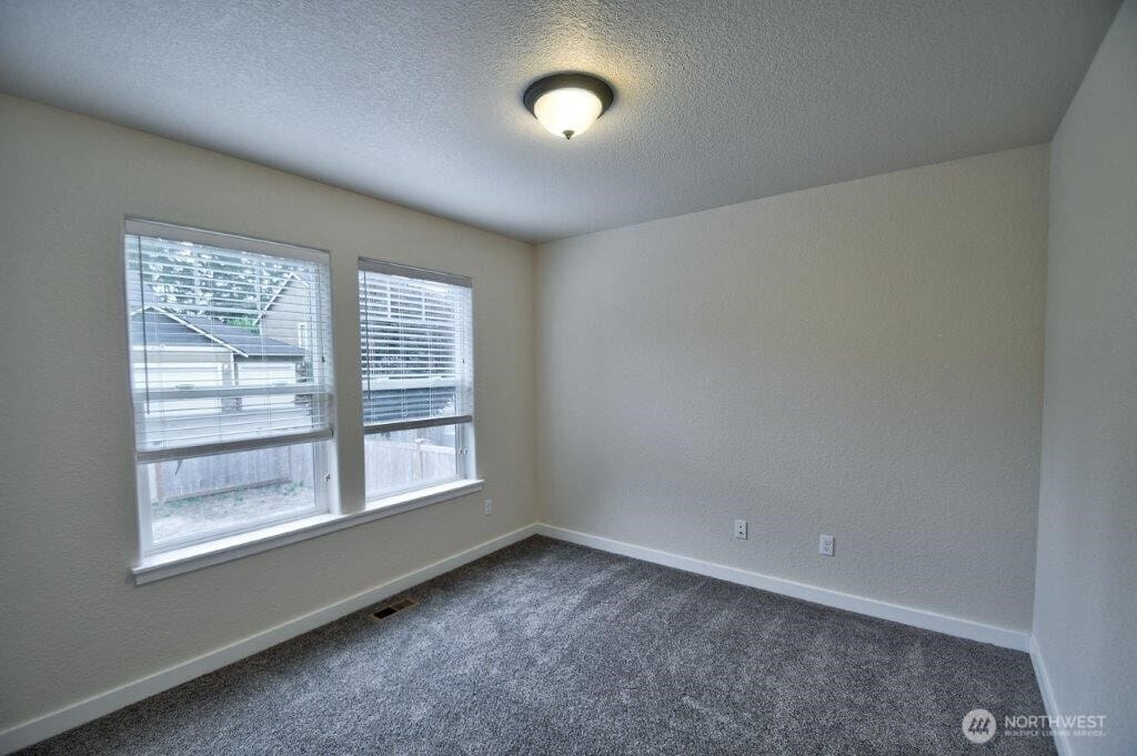 Olympia, Washington, 98502, United States, 3 Bedrooms Bedrooms, ,2 BathroomsBathrooms,Residential,For Sale,1933526