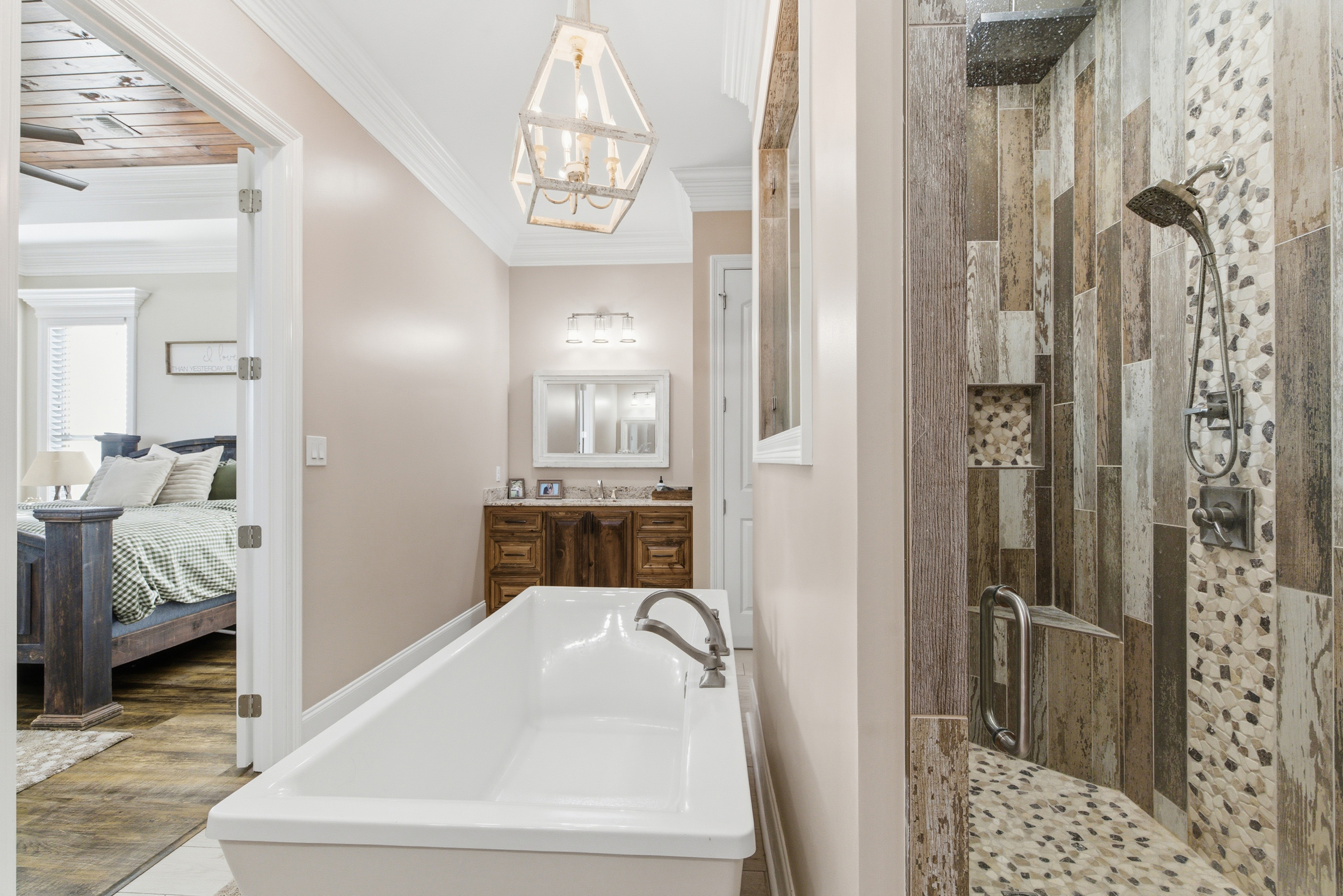 Scott, Louisiana, 70583, United States, 4 Bedrooms Bedrooms, ,3 BathroomsBathrooms,Residential,For Sale,2002633