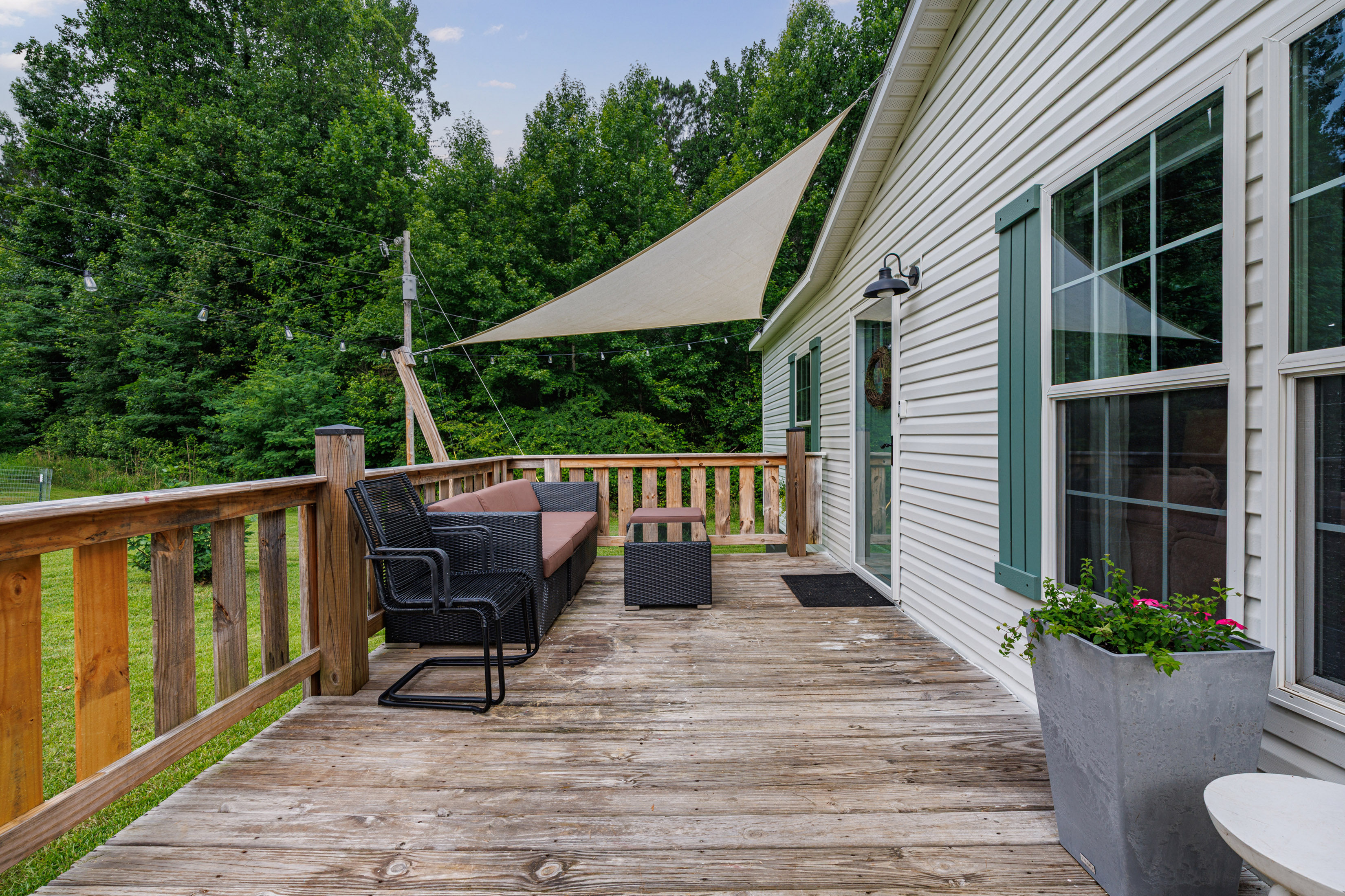  Completely Refreshed Home on Five Private Acres - 物件實景