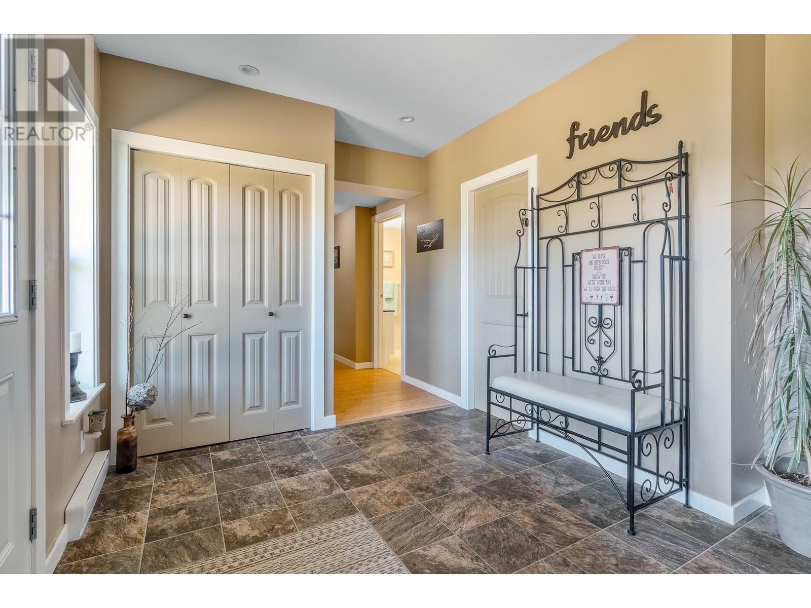 SALMON ARM, British Columbia, V1E 3A4, CA, 4 Bedrooms Bedrooms, ,2 BathroomsBathrooms,Residential,For Sale,1838776