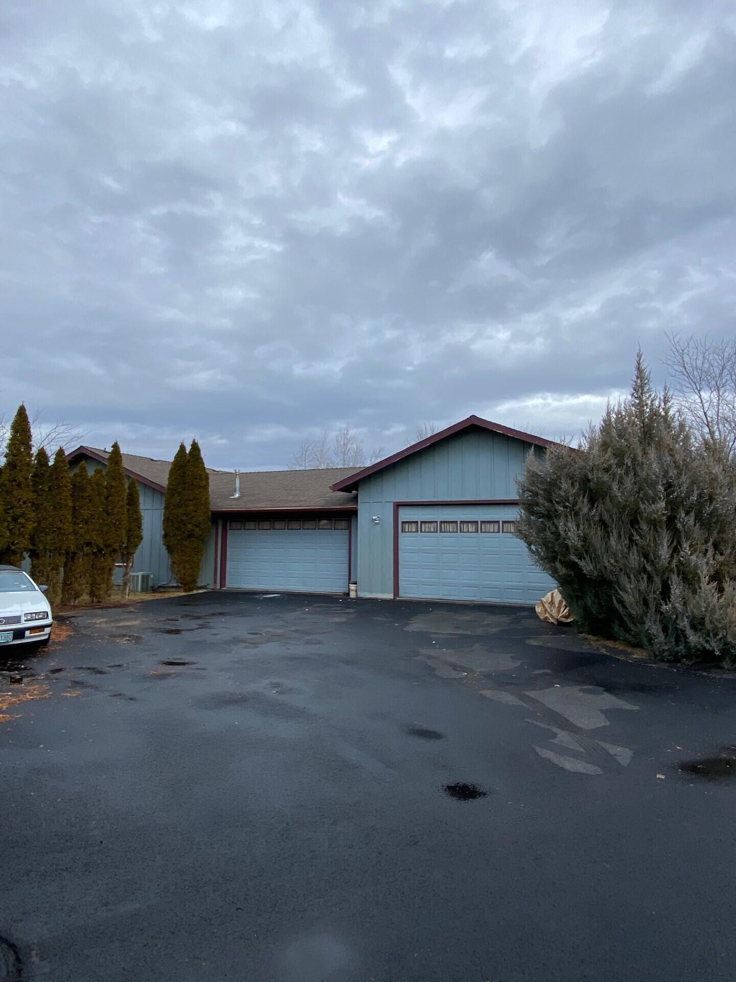 Bend, Oregon, 97702, United States, 3 Bedrooms Bedrooms, ,2 BathroomsBathrooms,Residential,For Sale,2007548