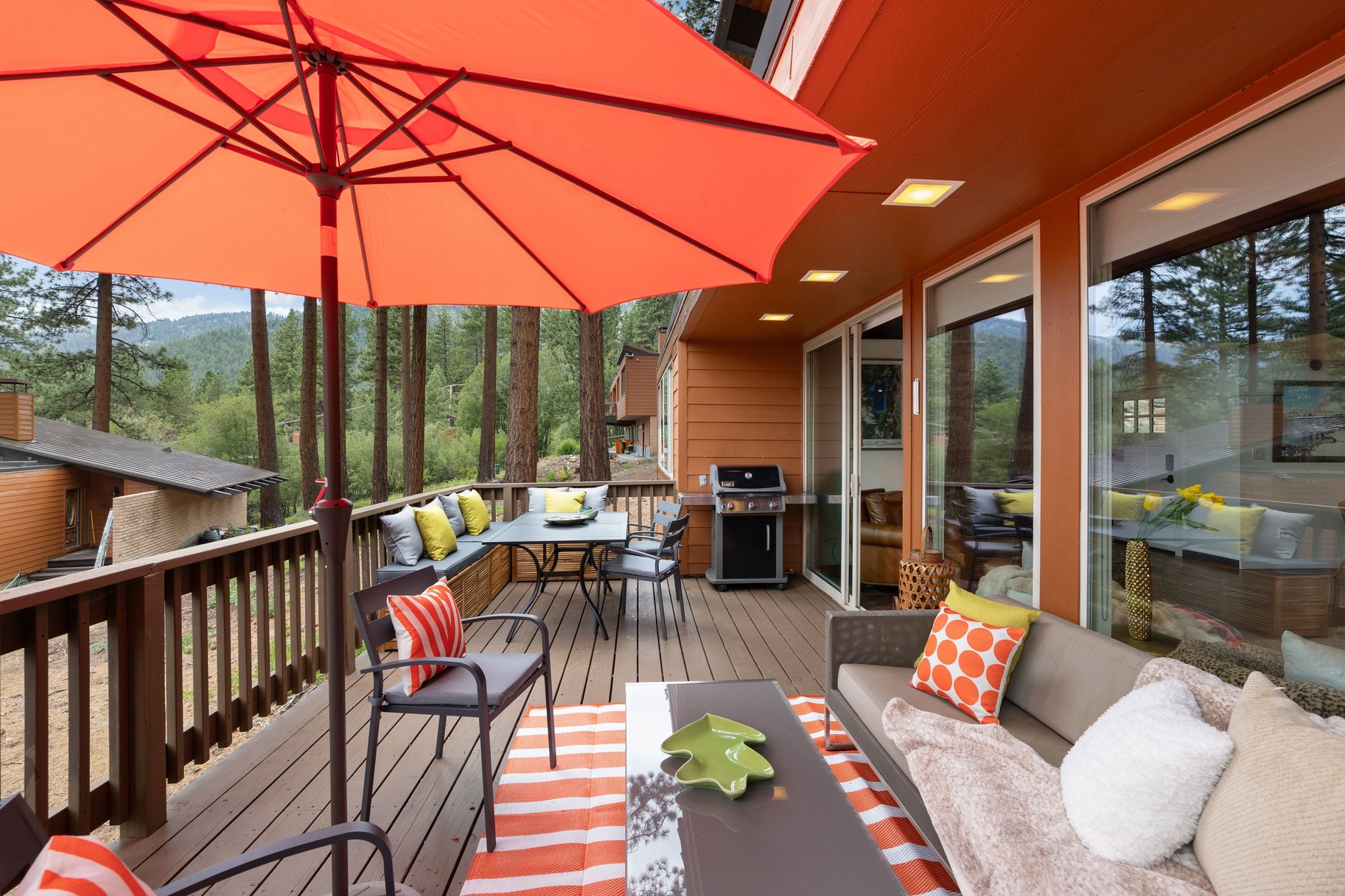  Sun-Filled Home in Incline Pines - 物件實景