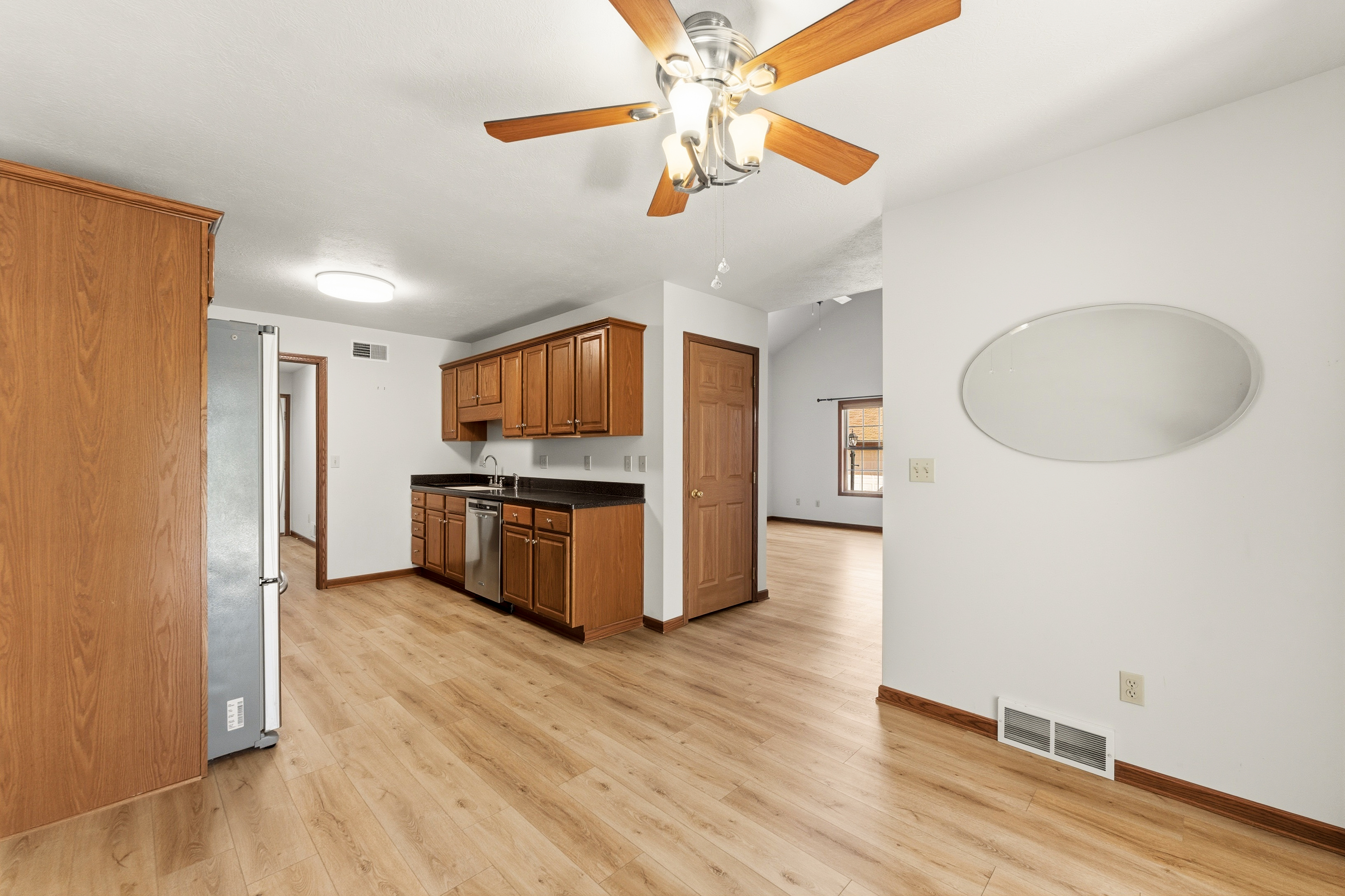  1097 Timberwood Drive, Beaver Falls, PA 15010 - 物件實景