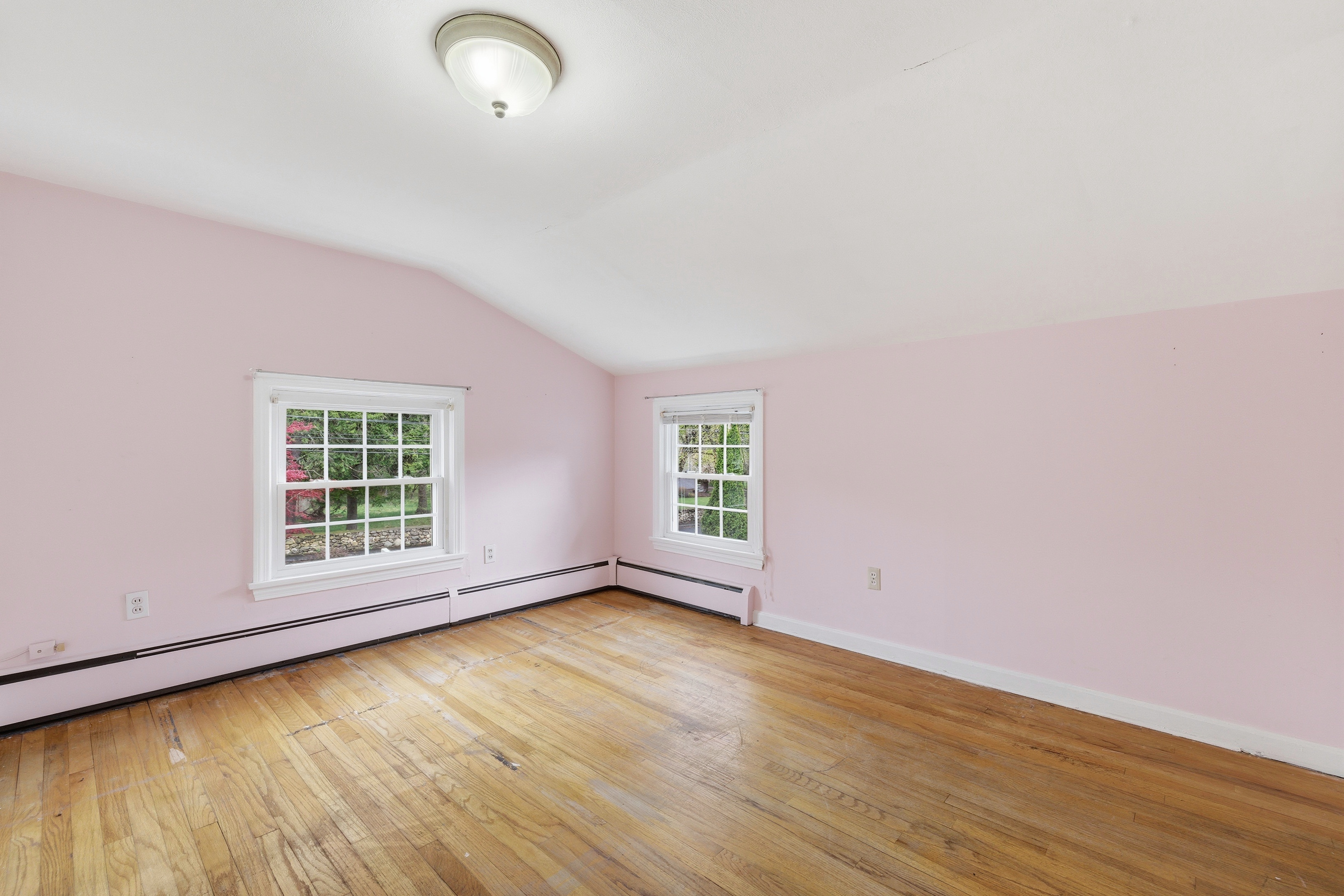  Spacious 5-Bedroom Gem in CT - 物件實景