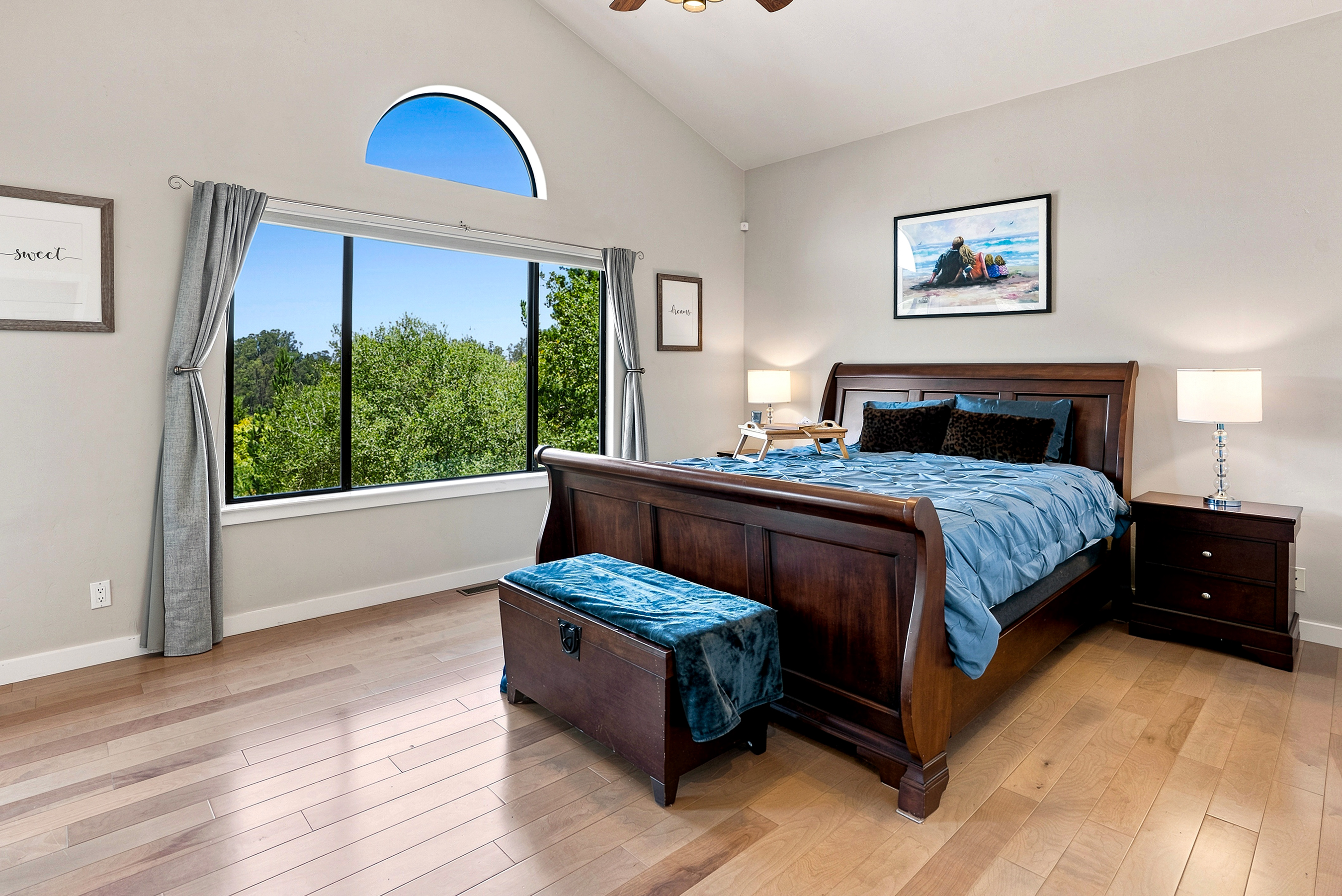  5324 Hidden Oak Court, Royal Oaks - 物件實景