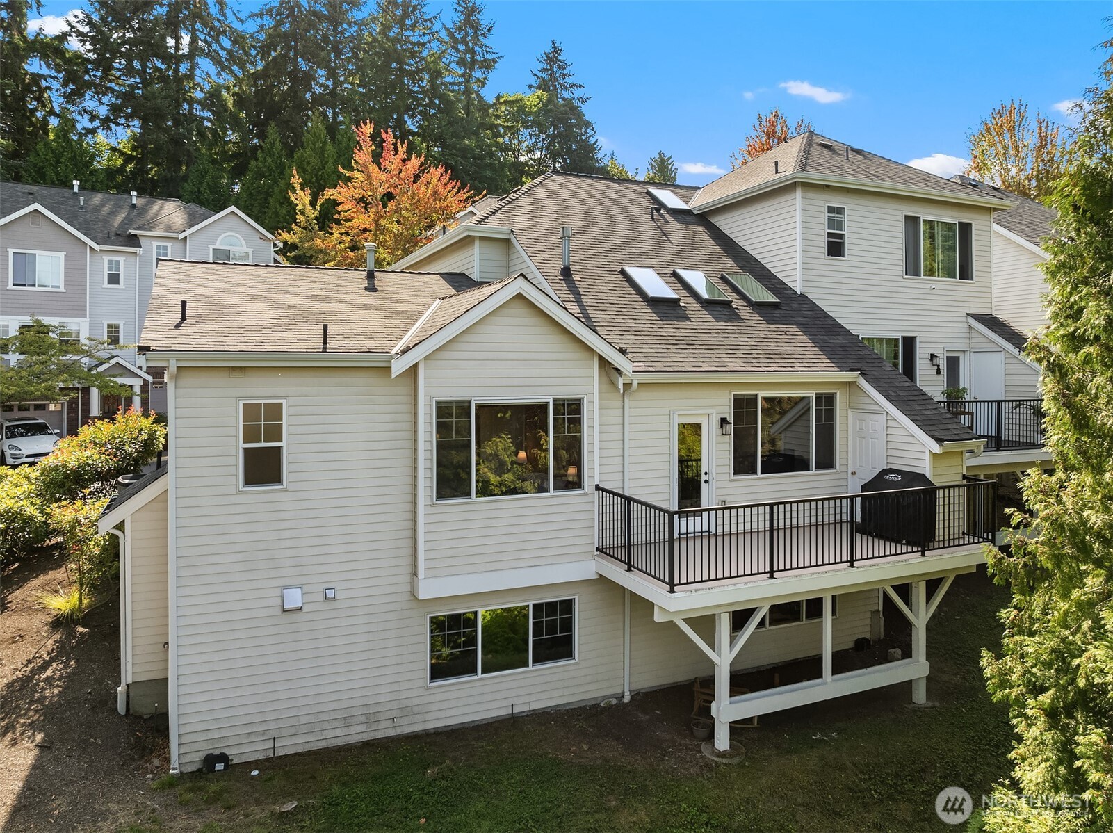 Woodinville, Washington, 98072, United States, 3 Bedrooms Bedrooms, ,3 BathroomsBathrooms,Residential,For Sale,1948007