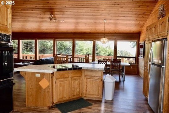 GoldBeach, Oregon, 97444, United States, 3 Bedrooms Bedrooms, ,3 BathroomsBathrooms,Residential,For Sale,2005514