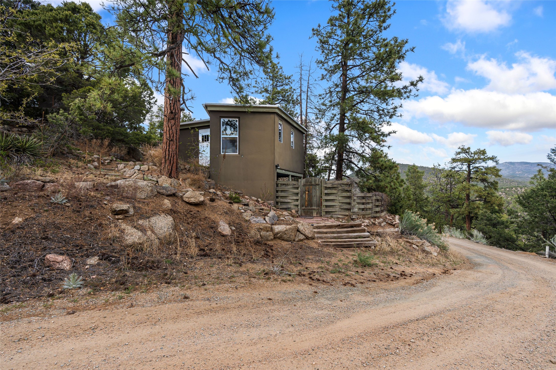  57 Mountain Top Rd - 物件實景