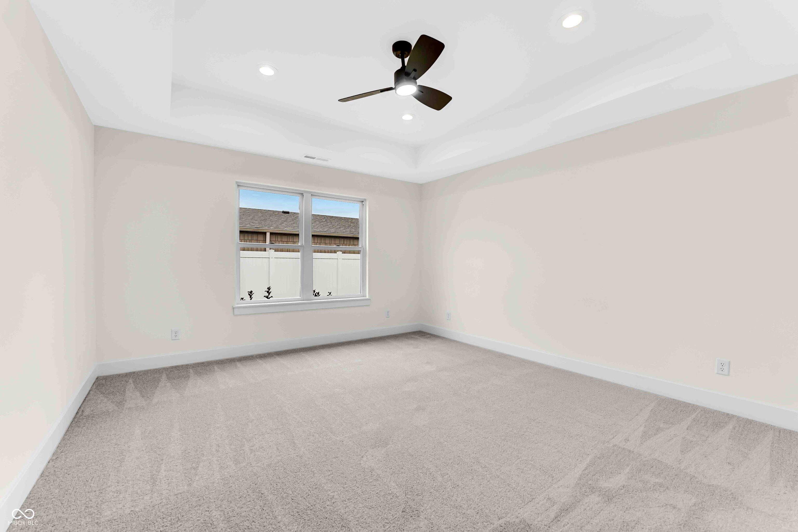 Noblesville, Indiana, 46062, United States, 3 Bedrooms Bedrooms, ,3 BathroomsBathrooms,Residential,For Sale,1881140