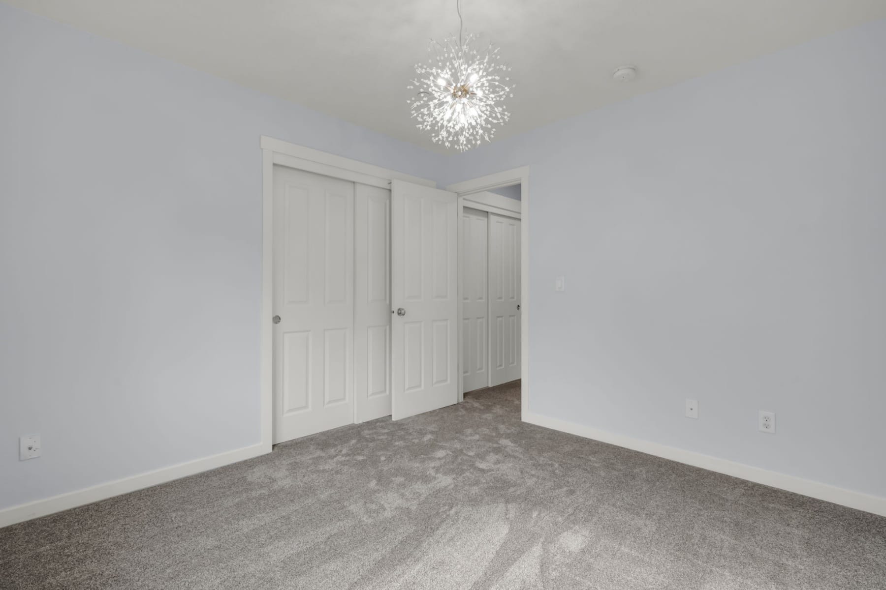  1638 NW KLICKITAT ST Camas, WA 98607 - 物件實景