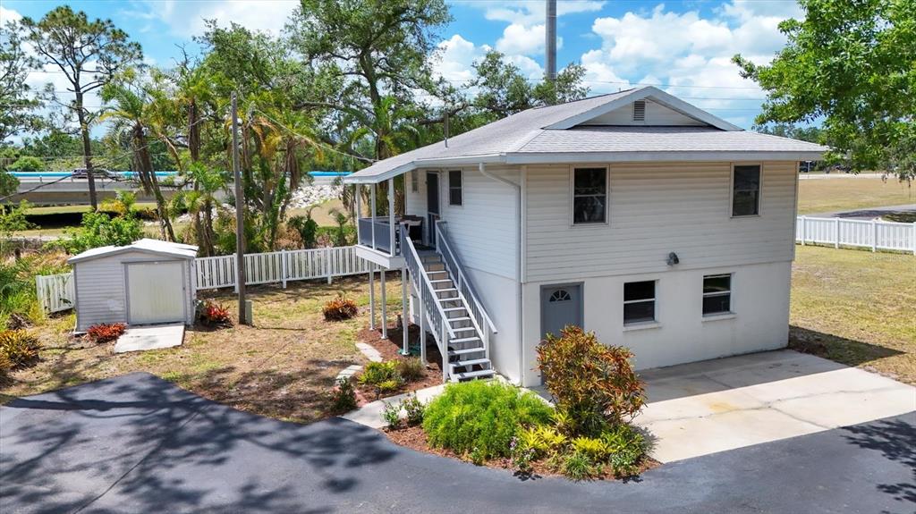 Bradenton, Florida, 34208, United States, 3 Bedrooms Bedrooms, ,2 BathroomsBathrooms,Residential,For Sale,1960554