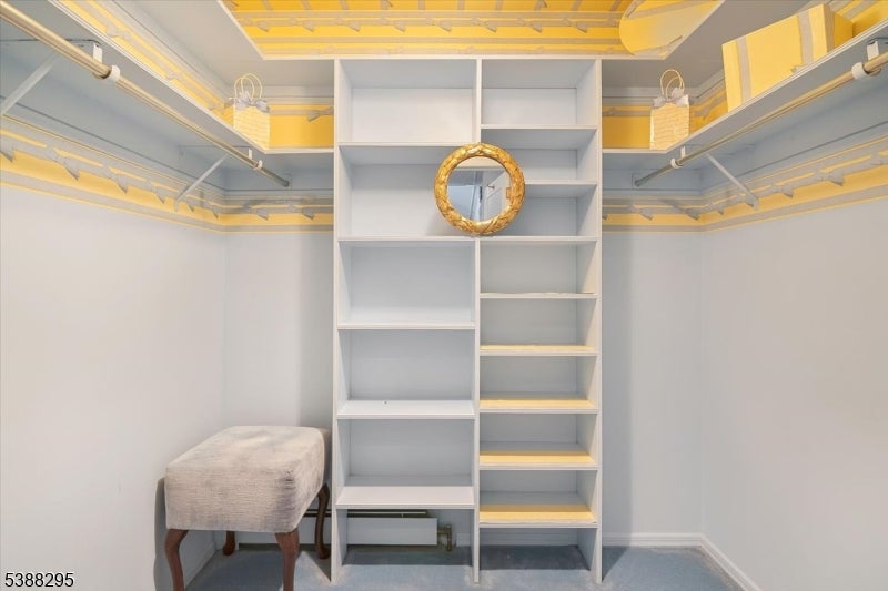 Clifton City, New Jersey, 07013, United States, 5 Bedrooms Bedrooms, ,4 BathroomsBathrooms,Residential,For Sale,1979632