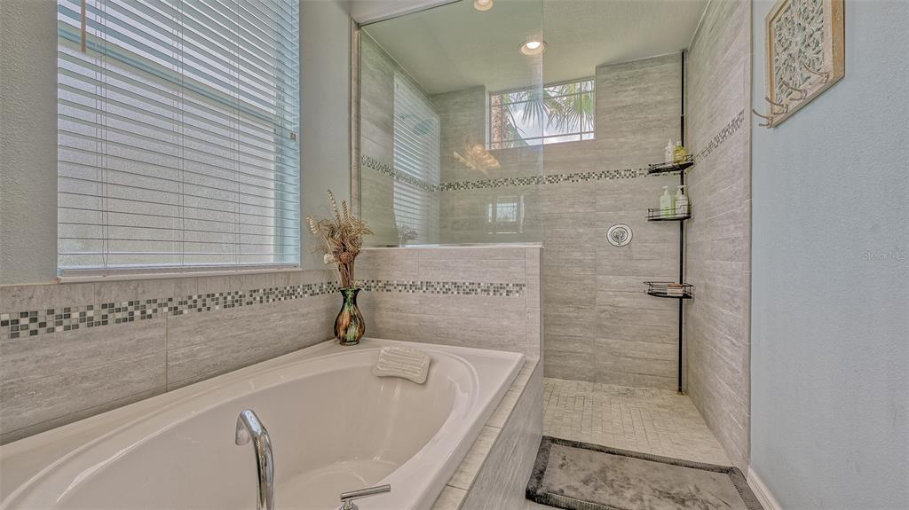 Parrish, Florida, 34219, United States, 4 Bedrooms Bedrooms, ,4 BathroomsBathrooms,Residential,For Sale,1960879