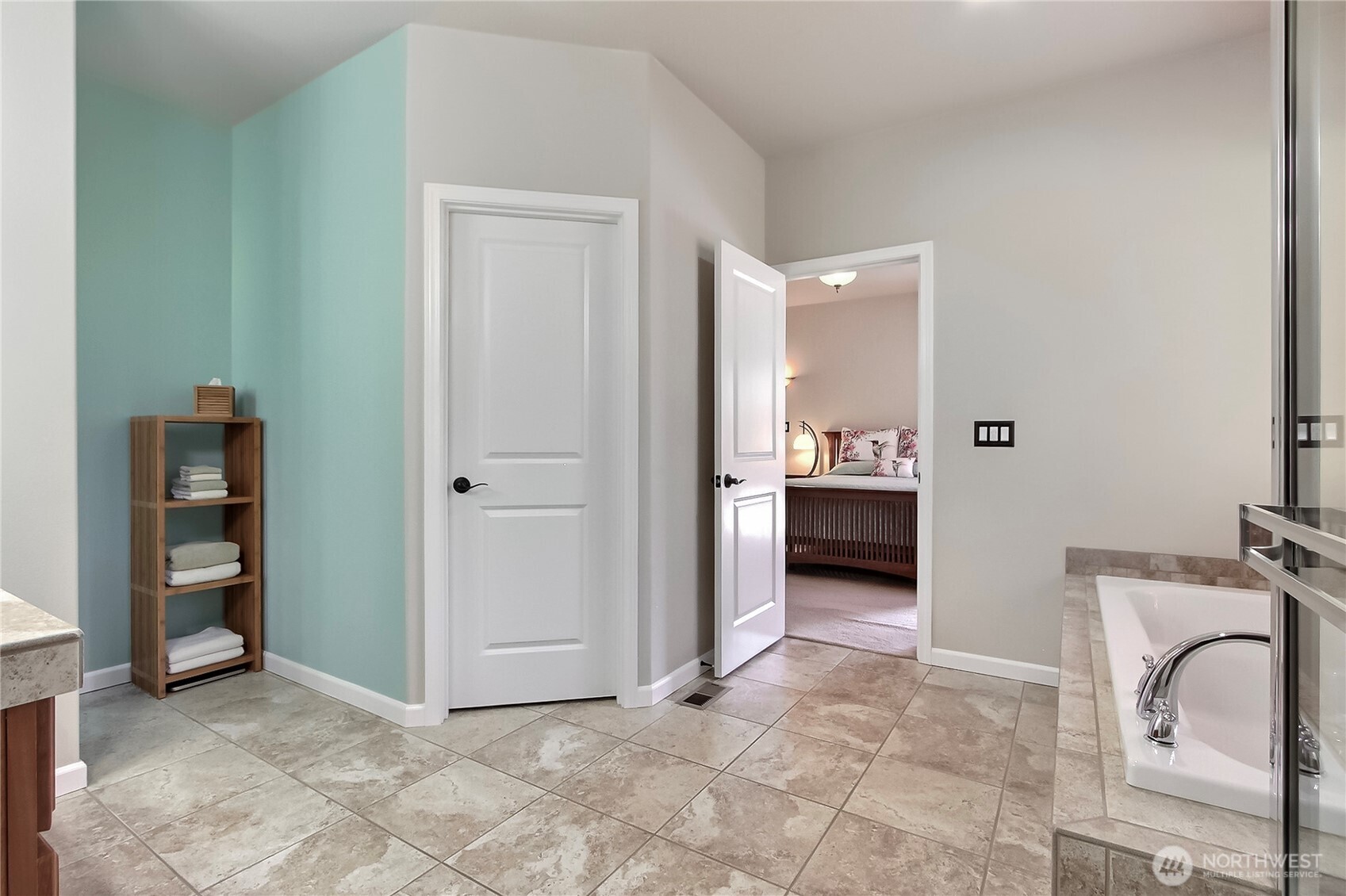 Puyallup, Washington, 98375, United States, 3 Bedrooms Bedrooms, ,3 BathroomsBathrooms,Residential,For Sale,1918513