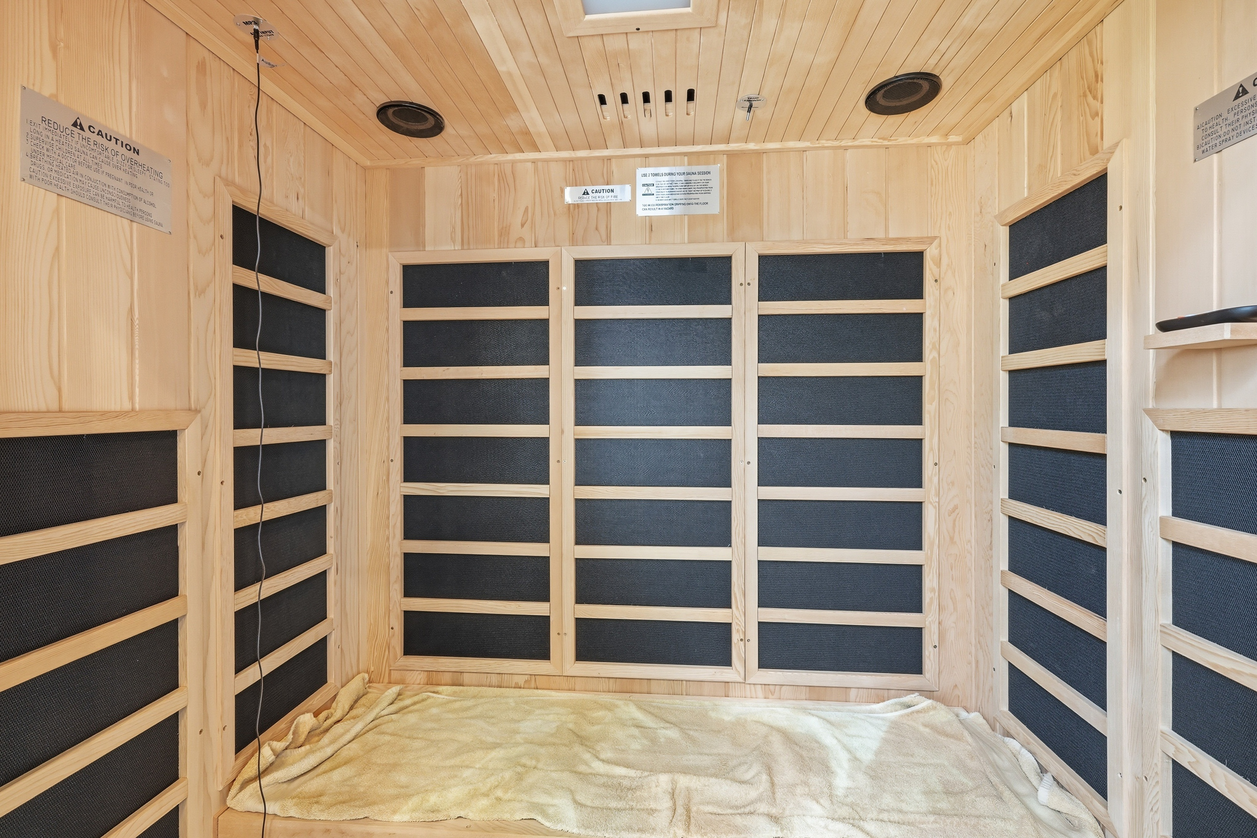  3988 Lake Valley Road, Sunset, TX, 76270 - 物件實景