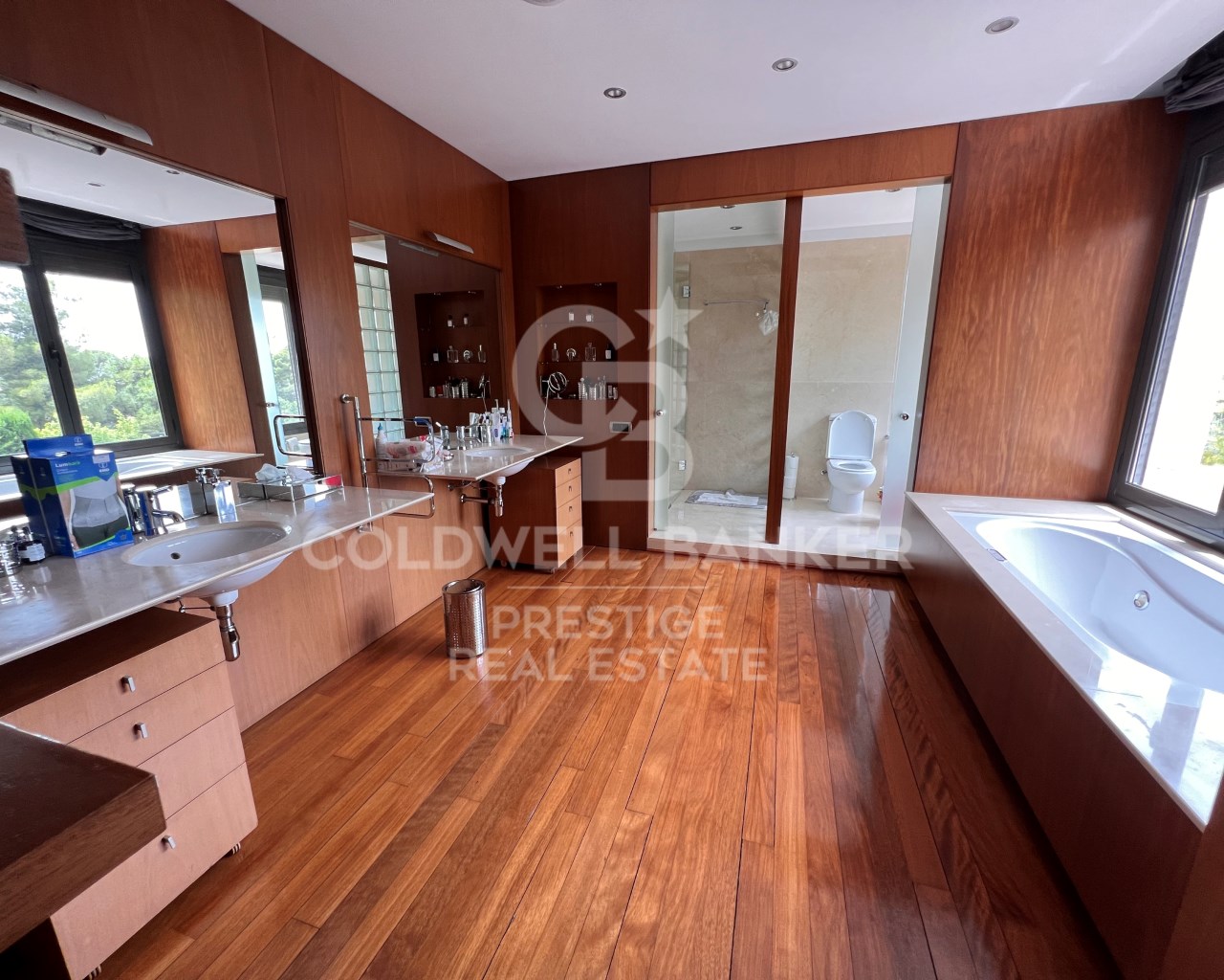 Barcelona, Catalonia, ES, 7 Bedrooms Bedrooms, ,5 BathroomsBathrooms,Residential,For Sale,1448924