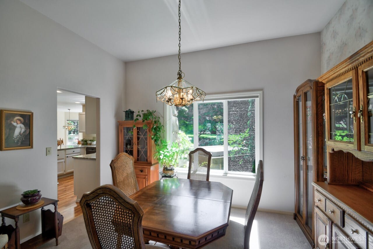 Olympia, Washington, 98516, United States, 3 Bedrooms Bedrooms, ,3 BathroomsBathrooms,Residential,For Sale,1917229