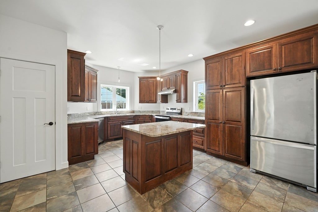 Shelburne, Massachusetts, 01370, United States, 5 Bedrooms Bedrooms, ,3 BathroomsBathrooms,Residential,For Sale,1919556