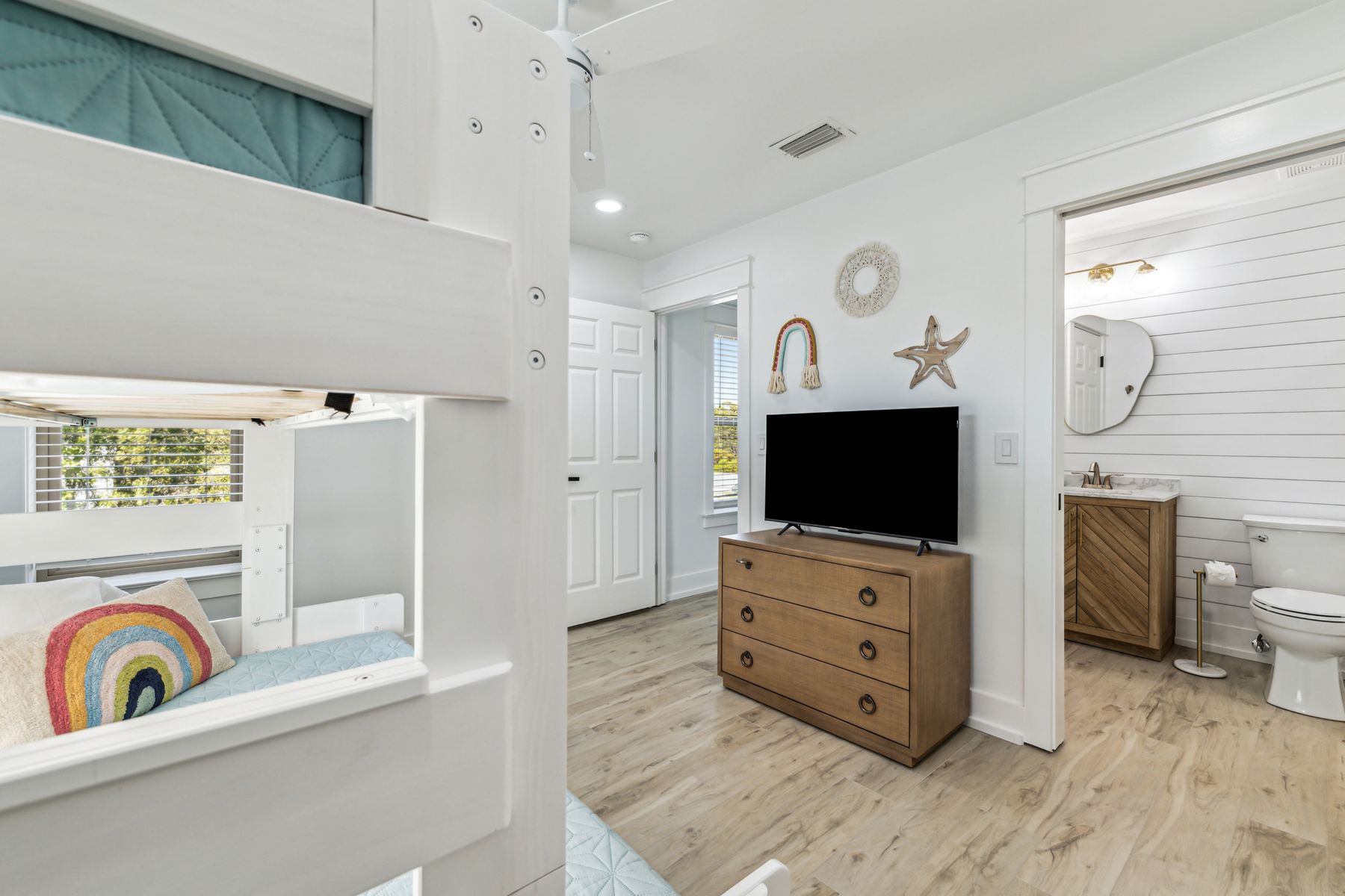  Income-Producing Grayton Beach Retreat with Pool and Golf Cart - 物件實景