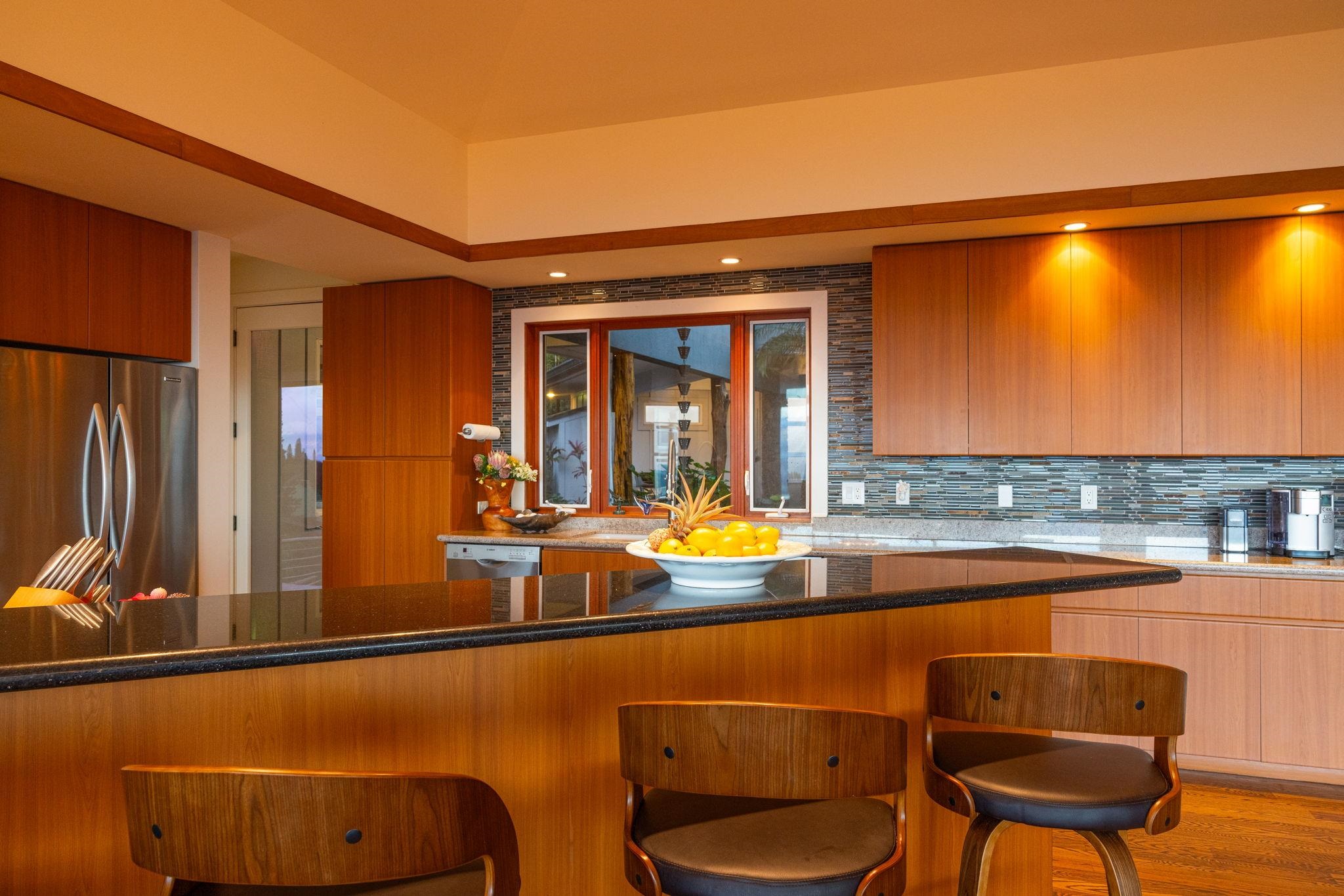 Wailuku, Hawaii, 96793, United States, 4 Bedrooms Bedrooms, ,6 BathroomsBathrooms,Residential,For Sale,1998194