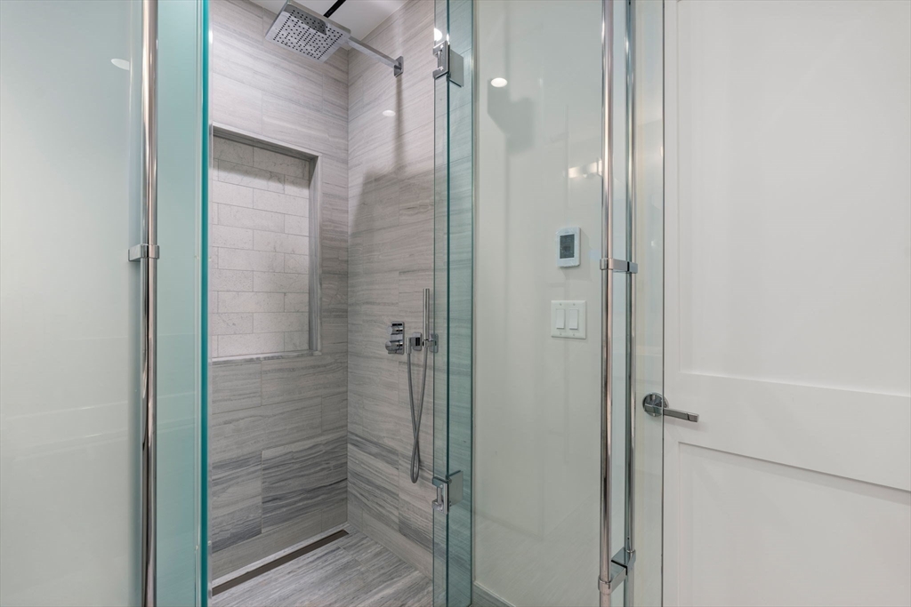 Boston, Massachusetts, 02115, United States, 5 Bedrooms Bedrooms, ,7 BathroomsBathrooms,Residential,For Sale,1688513