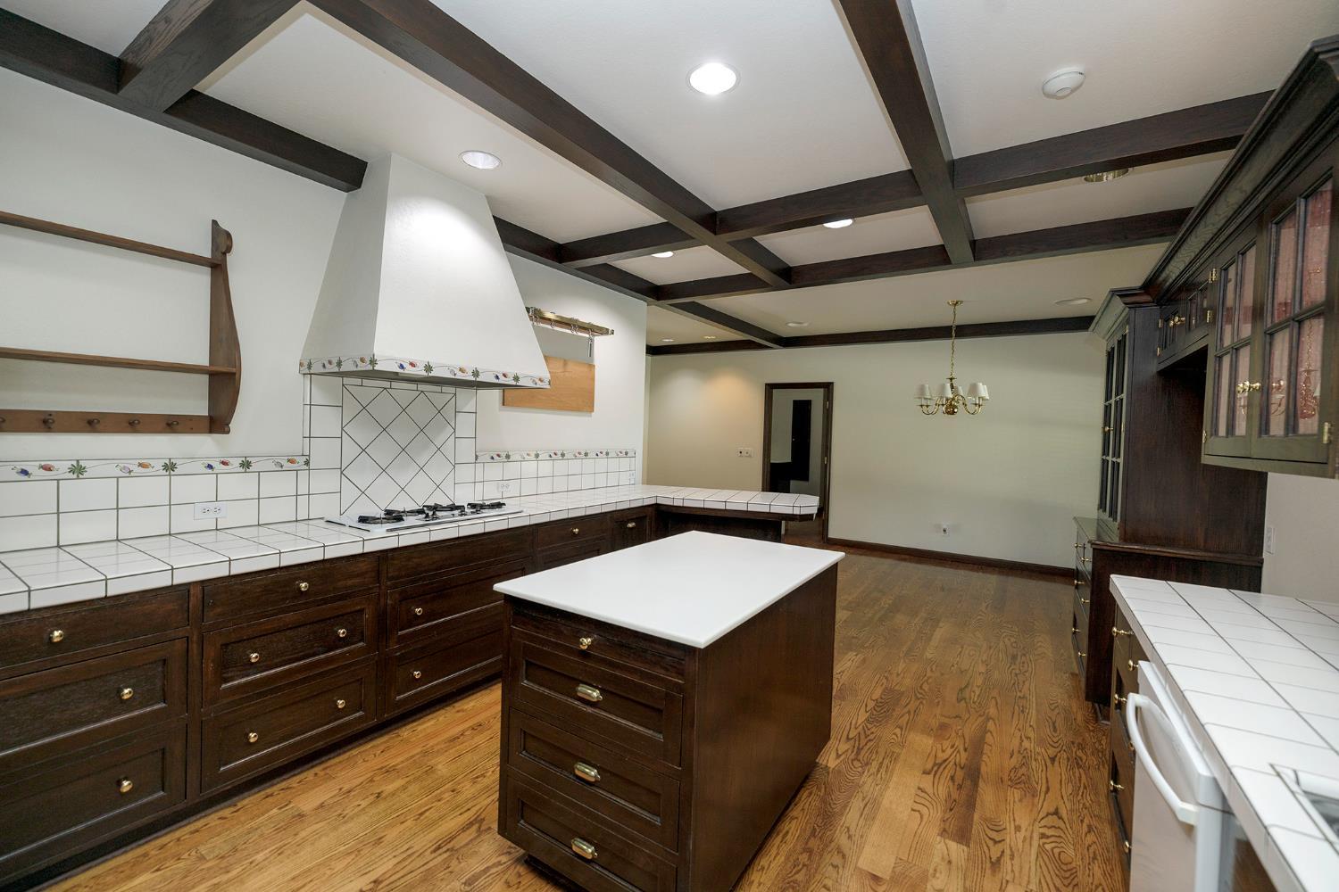 Turlock, California, 95380, United States, 4 Bedrooms Bedrooms, ,5 BathroomsBathrooms,Residential,For Sale,1992358