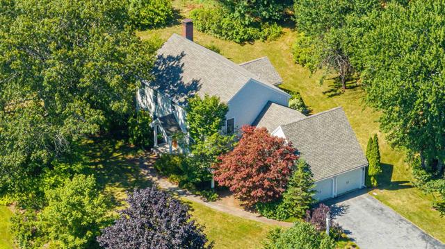 Bow, New Hampshire, 03304, United States, 4 Bedrooms Bedrooms, ,3 BathroomsBathrooms,Residential,For Sale,1900583