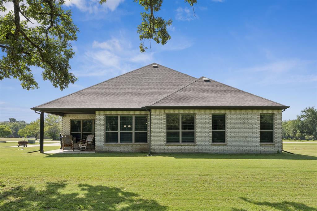 Royse City, Texas, 75189, United States, 4 Bedrooms Bedrooms, ,3 BathroomsBathrooms,Residential,For Sale,1898929