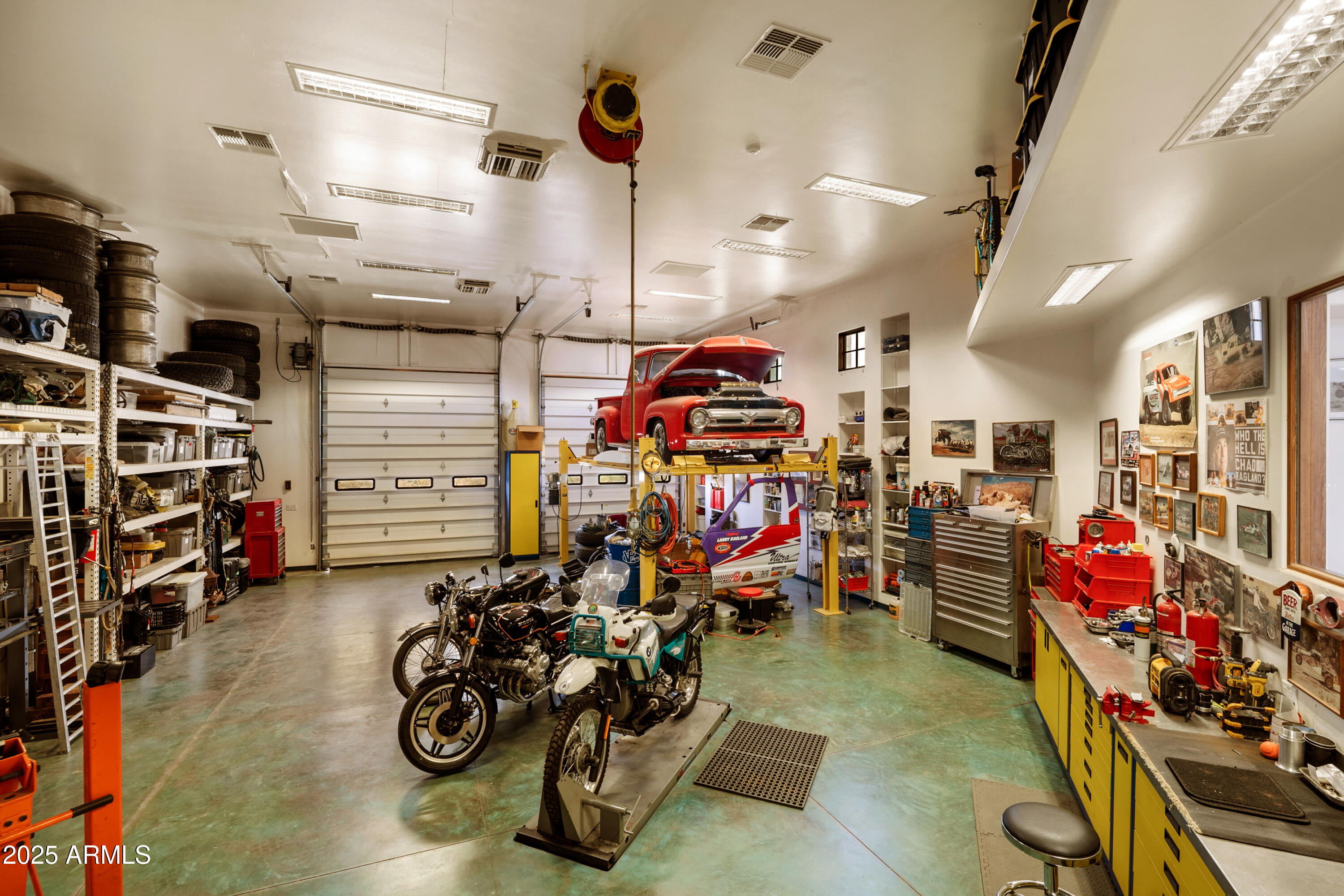 Cave Creek, Arizona, 85331, United States, 2 Bedrooms Bedrooms, ,4 BathroomsBathrooms,Residential,For Sale,1987771