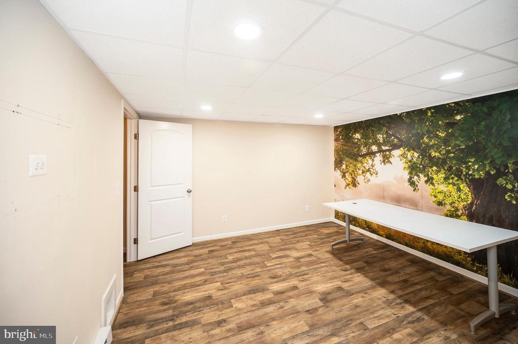Woodbridge, Virginia, 22192, United States, 3 Bedrooms Bedrooms, ,3 BathroomsBathrooms,Residential,For Sale,1921378