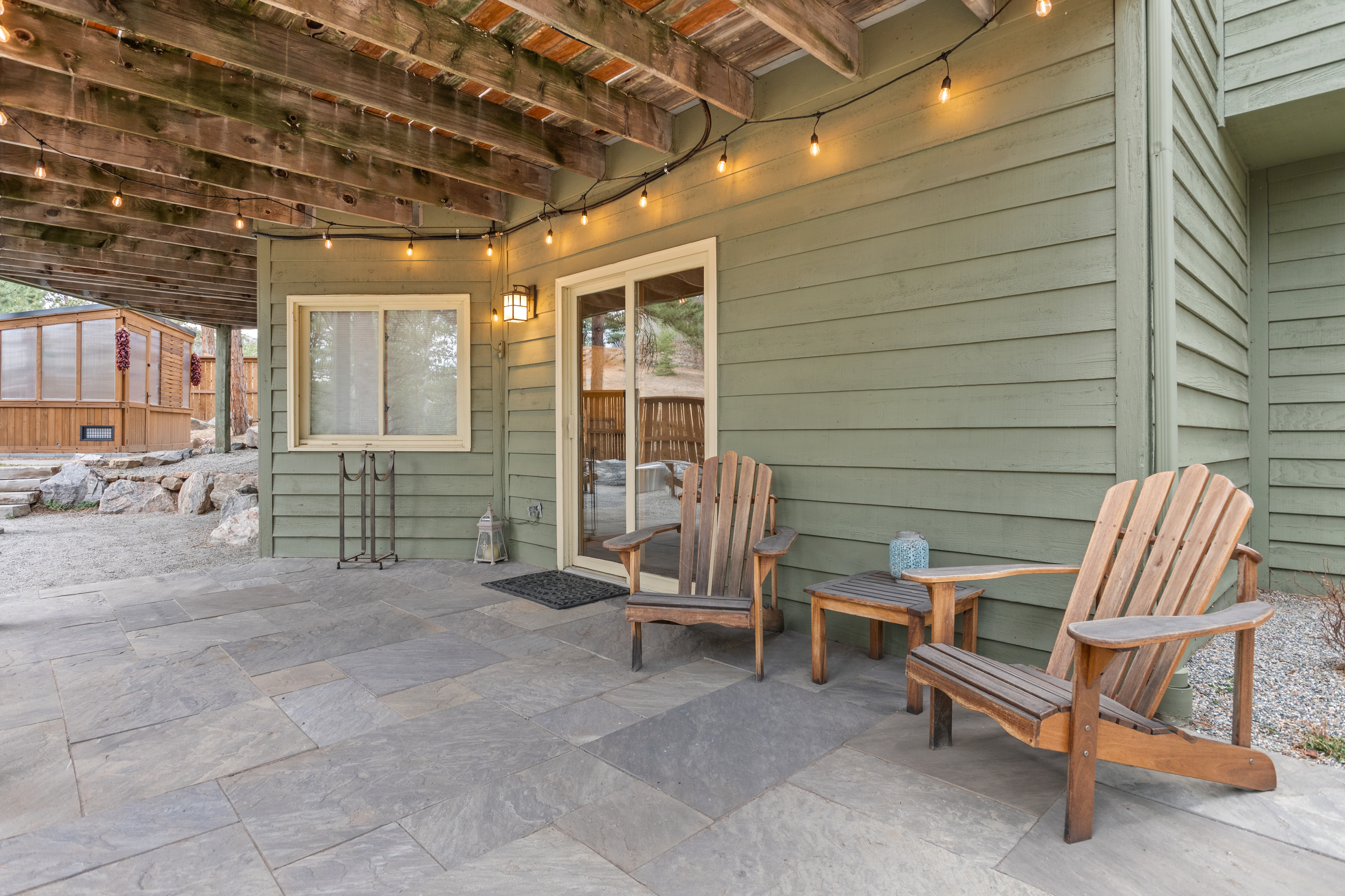  Refined Mountain Living in the Coveted Troutdale Enclave of North Evergreen - 物件實景