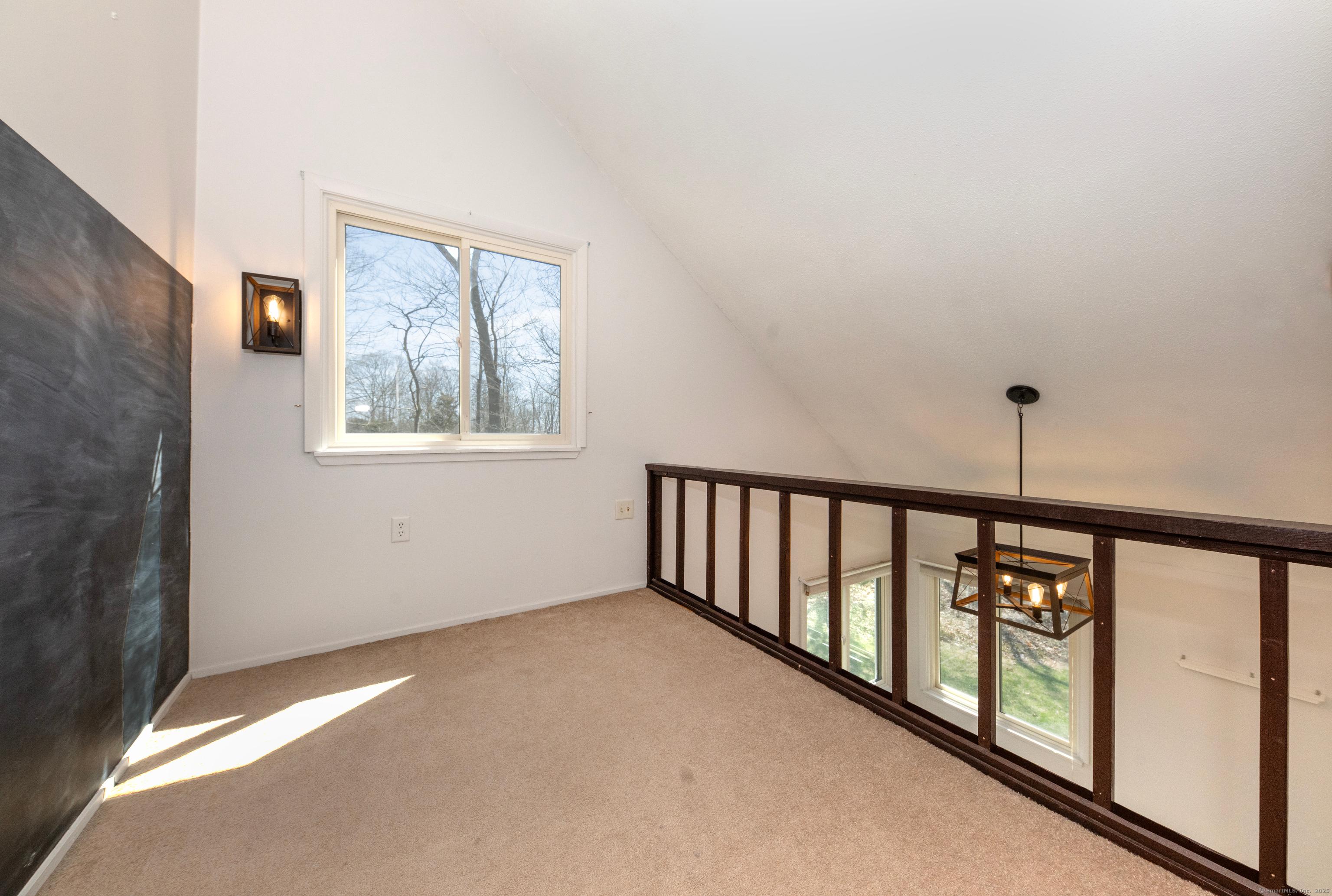 Guilford, Connecticut, 06437, United States, 3 Bedrooms Bedrooms, ,2 BathroomsBathrooms,Residential,For Sale,1935786