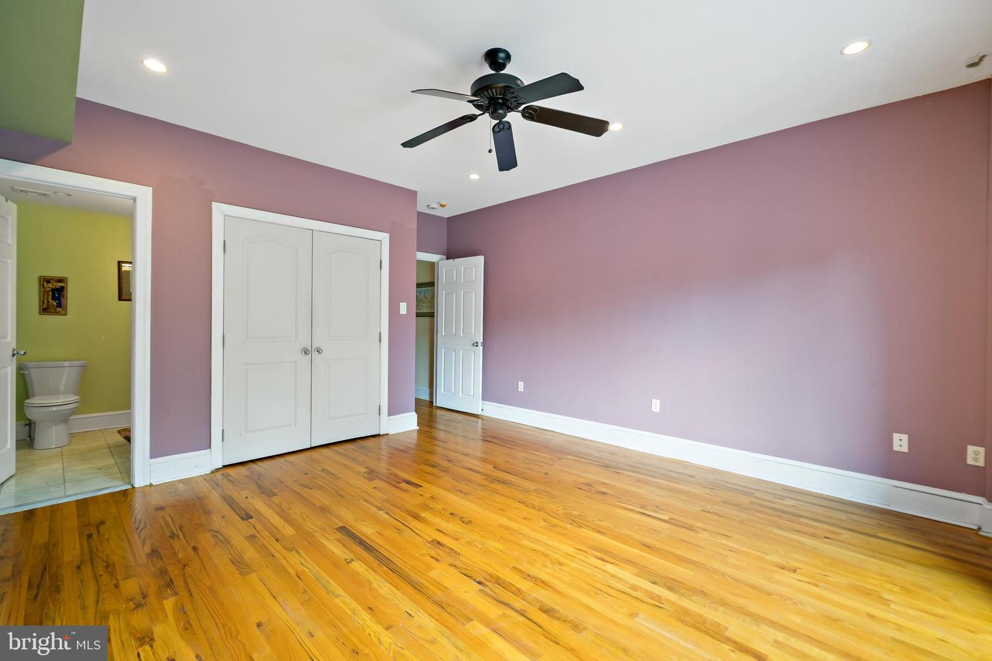 Philadelphia, Pennsylvania, 19130, United States, 3 Bedrooms Bedrooms, ,5 BathroomsBathrooms,Residential,For Sale,1908889