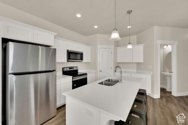 Vineyard, Utah, 84059, United States, 4 Bedrooms Bedrooms, ,4 BathroomsBathrooms,Residential,For Sale,1977396