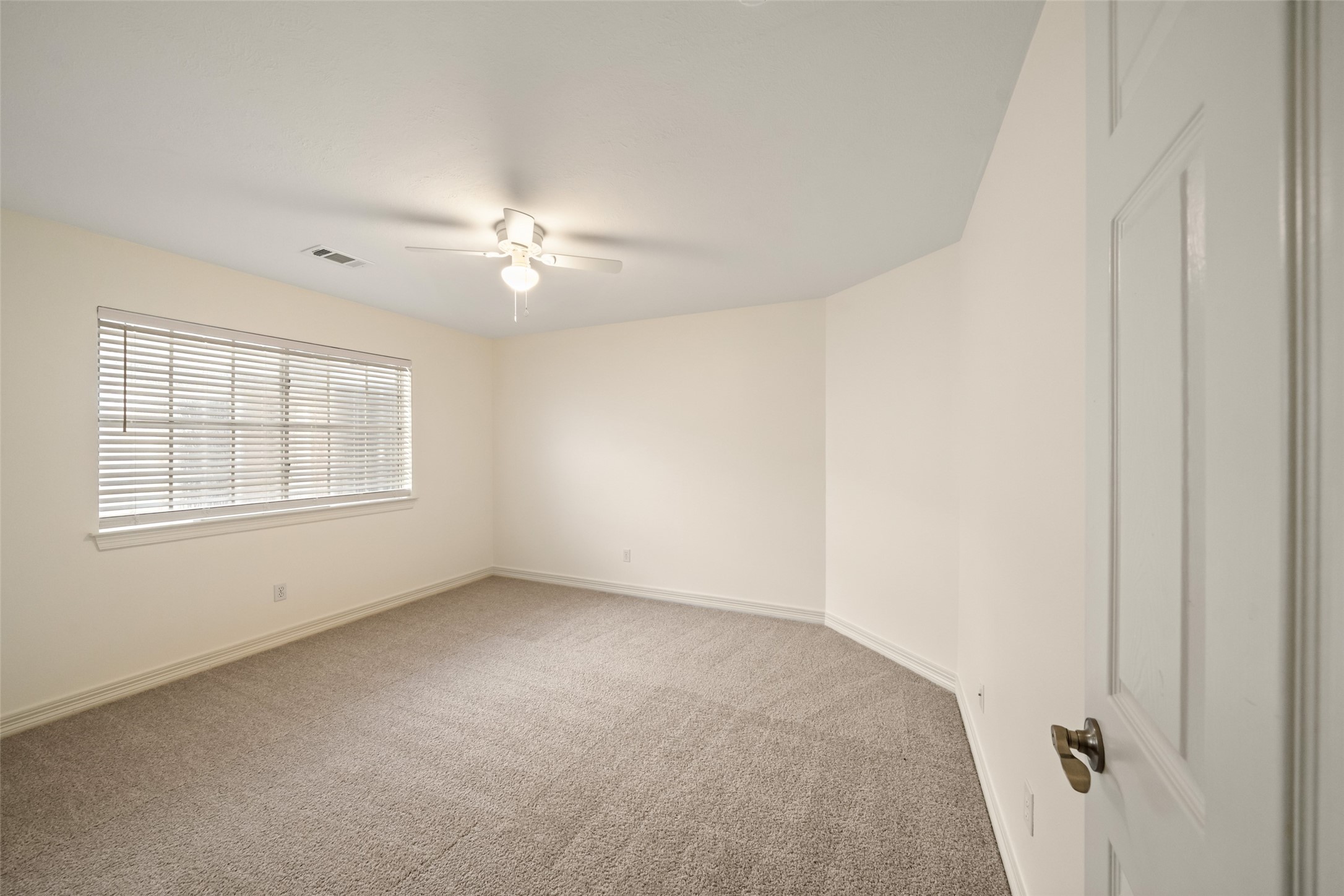  4214 Meadow Forest Lane - 物件實景