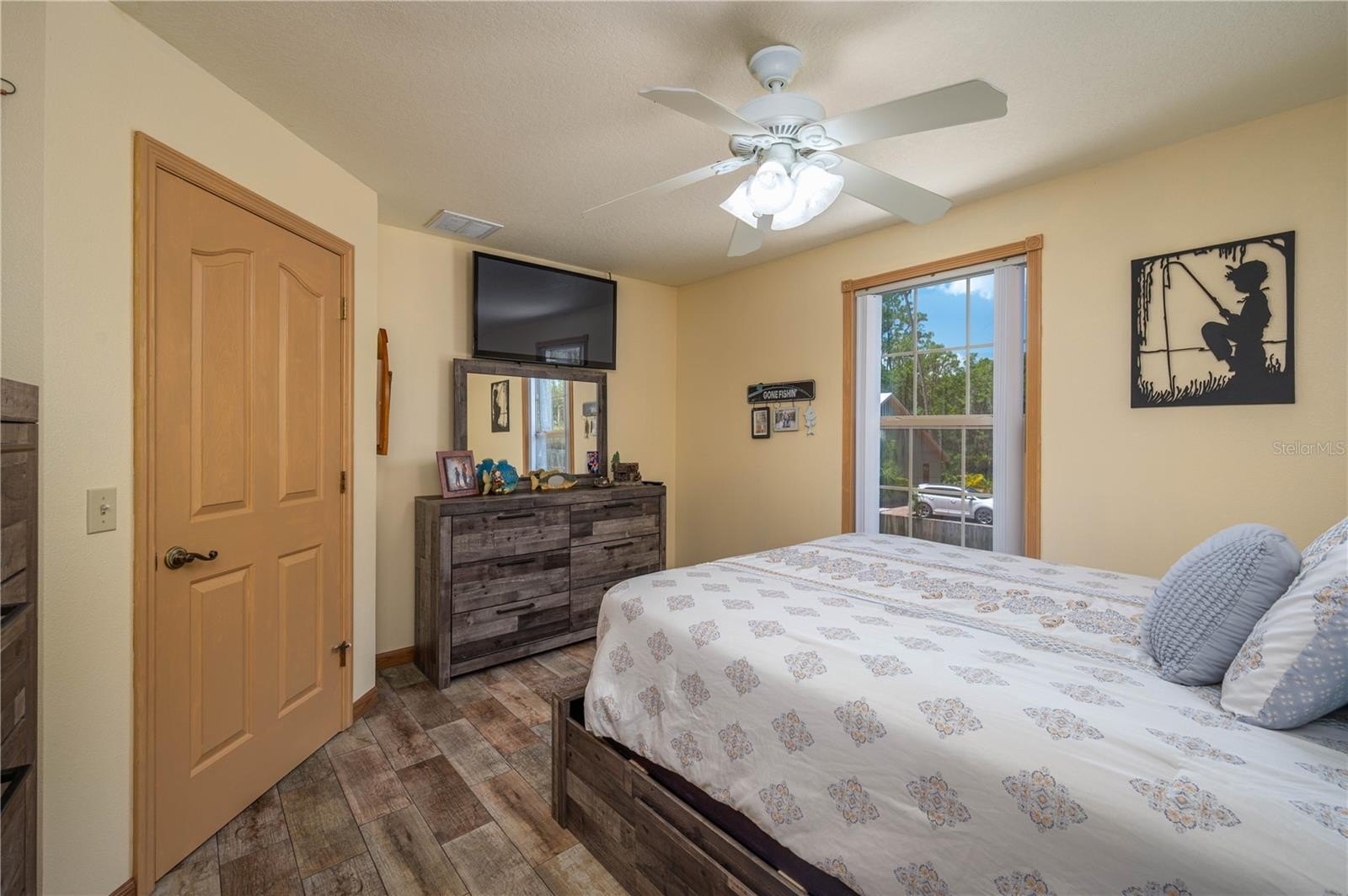 LAKE WALES, Florida, 33898, United States, 3 Bedrooms Bedrooms, ,3 BathroomsBathrooms,Residential,For Sale,1846295