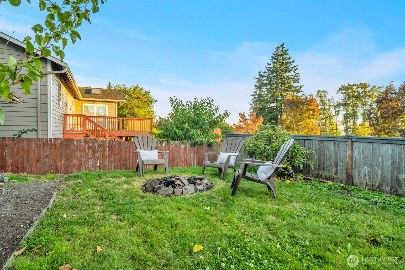 Marysville, Washington, 98270, United States, 3 Bedrooms Bedrooms, ,1 BathroomBathrooms,Residential,For Sale,2009249