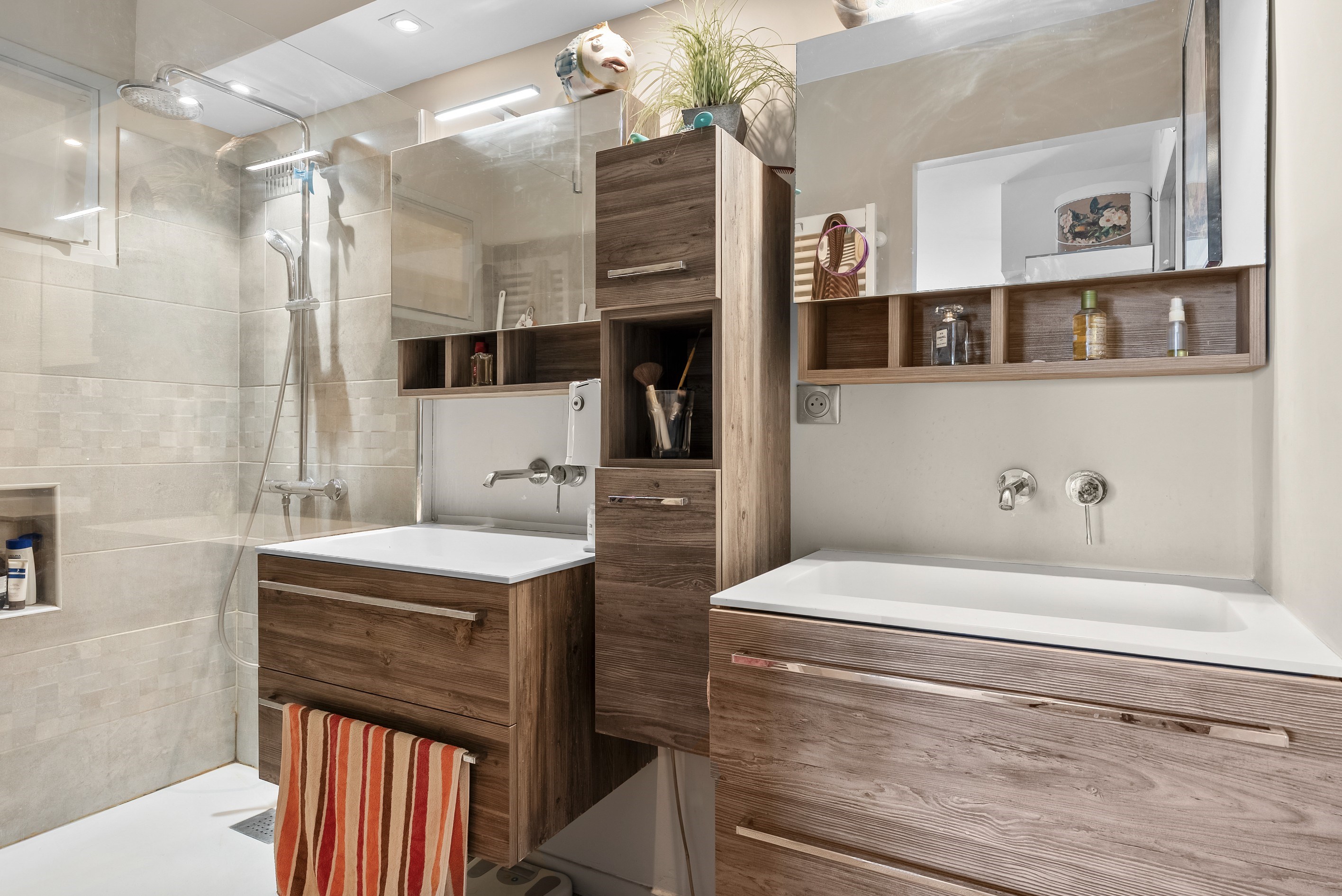  Hyères, Town Centre – Top-Floor Duplex Apartment with Terraces - 物件實景